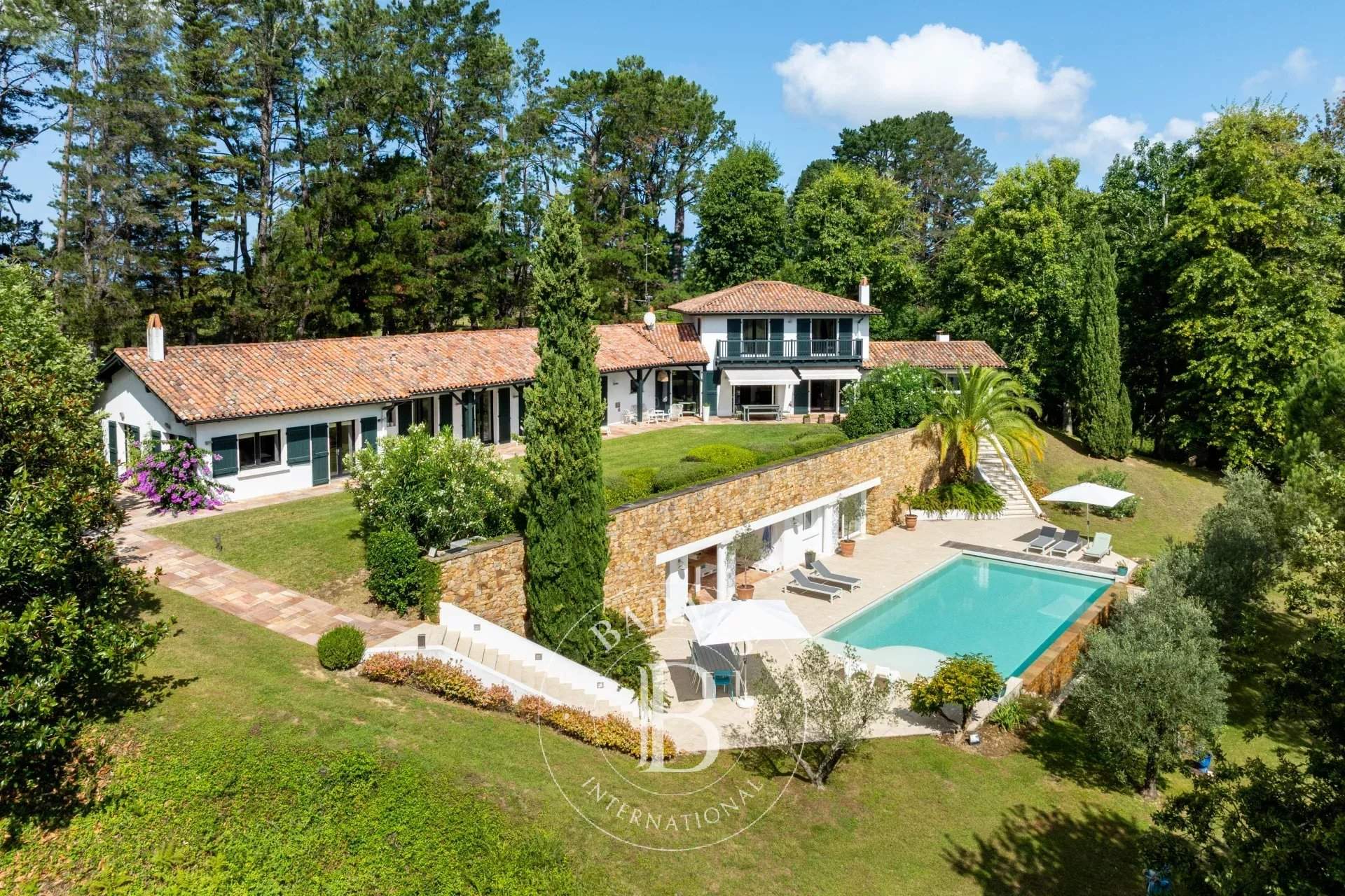 Urrugne  - House 6 Bedrooms - picture 3