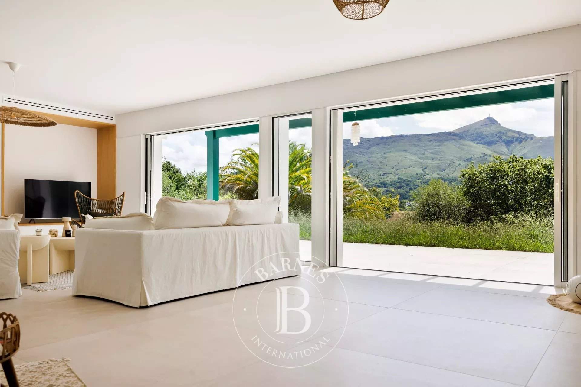 Urrugne  - House 6 Bedrooms - picture 10