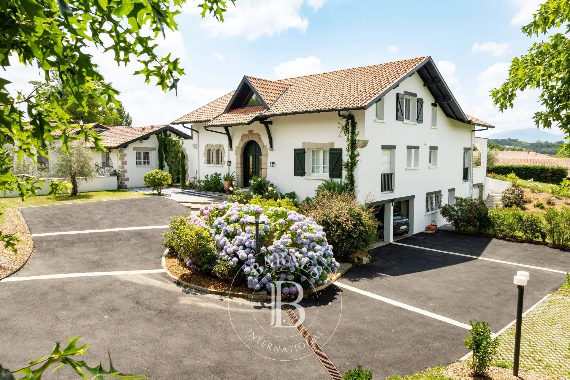 Bidart  - House 9 Bedrooms - picture 3