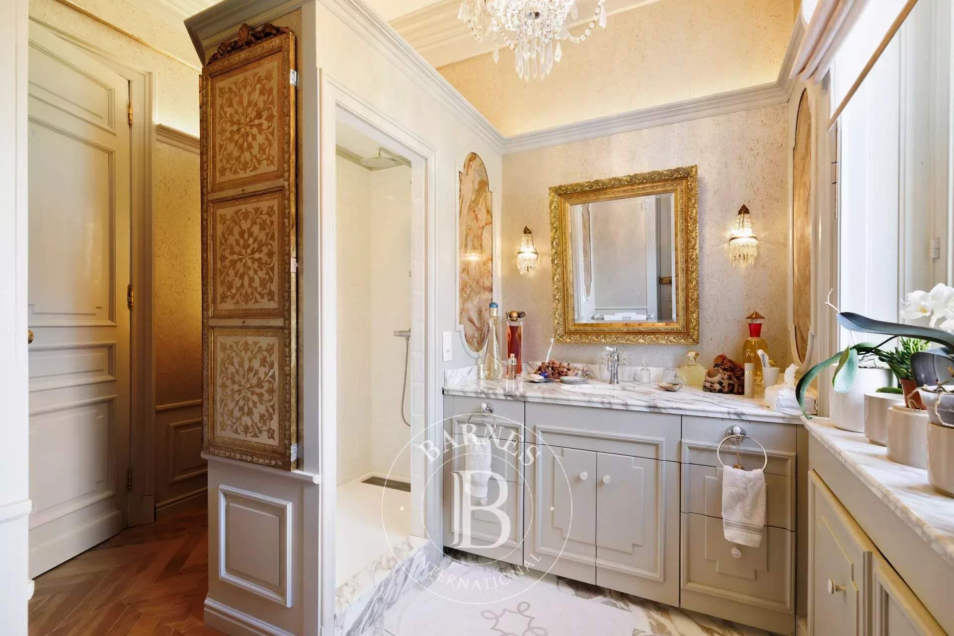 Pau  - Appartement 9 Pièces 3 Chambres - picture 19