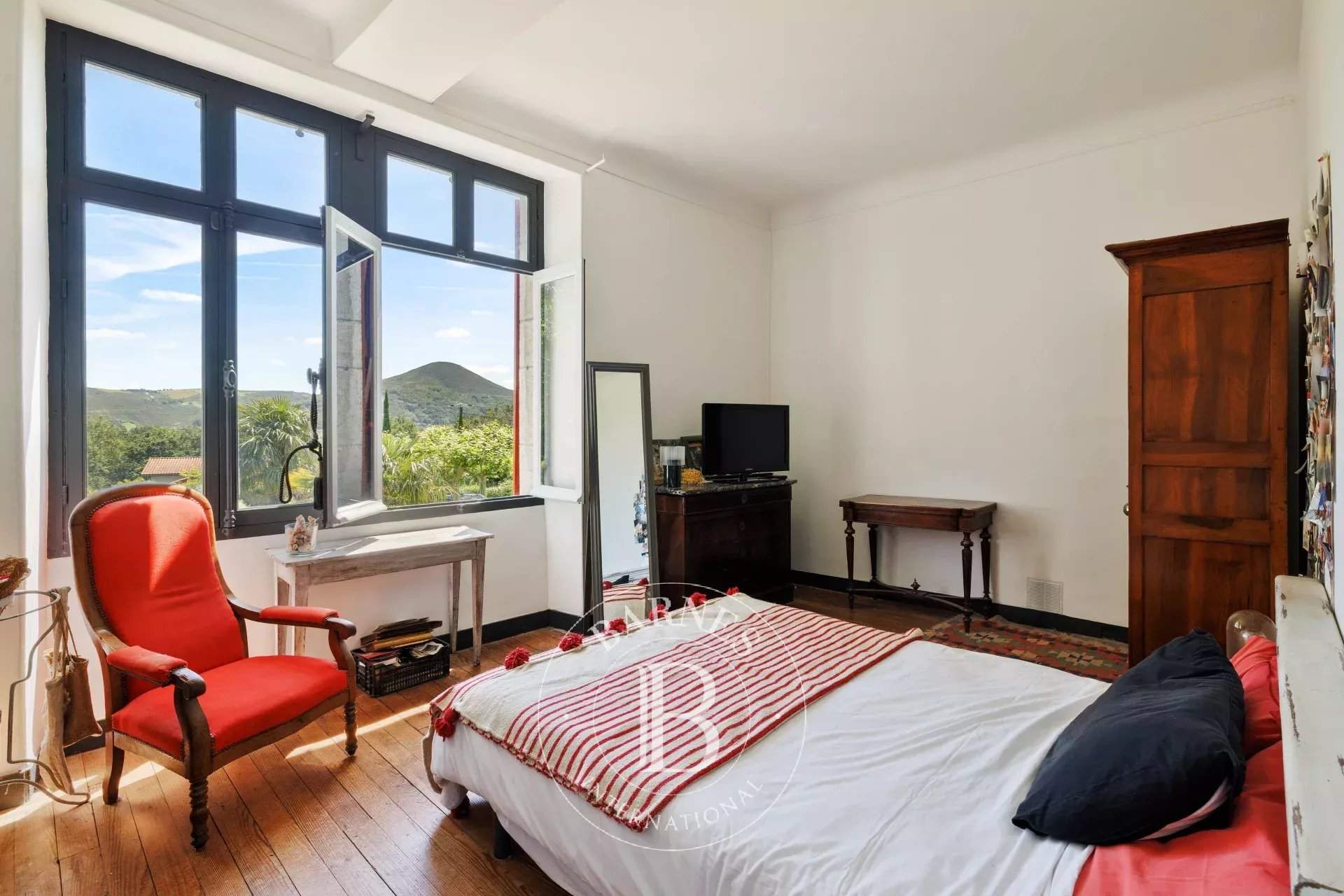 Ascain  - Maison 5 Pi&egrave;ces 4 Chambres - picture 9