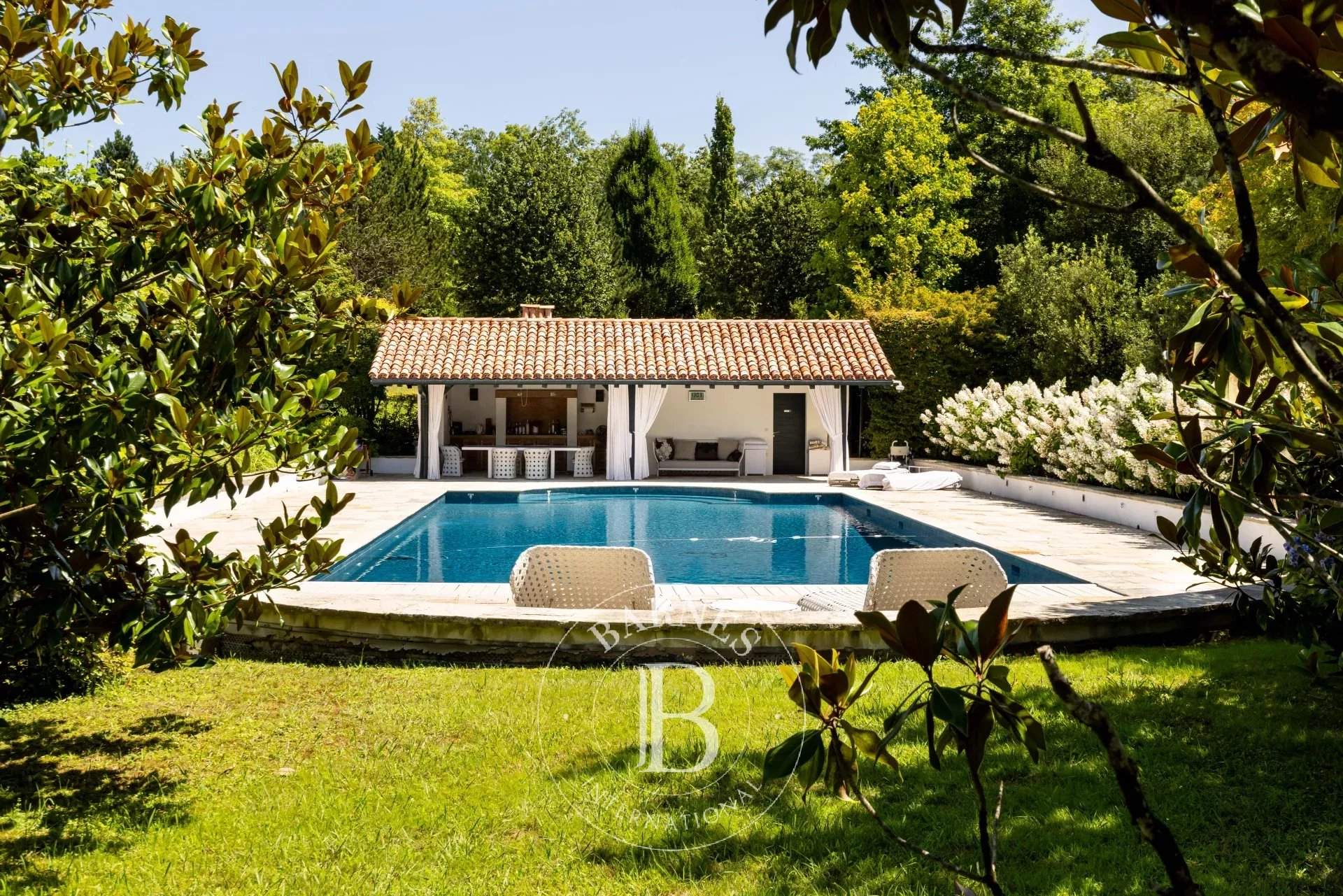 Arcangues  - Maison 9 Pi&egrave;ces 5 Chambres - picture 10