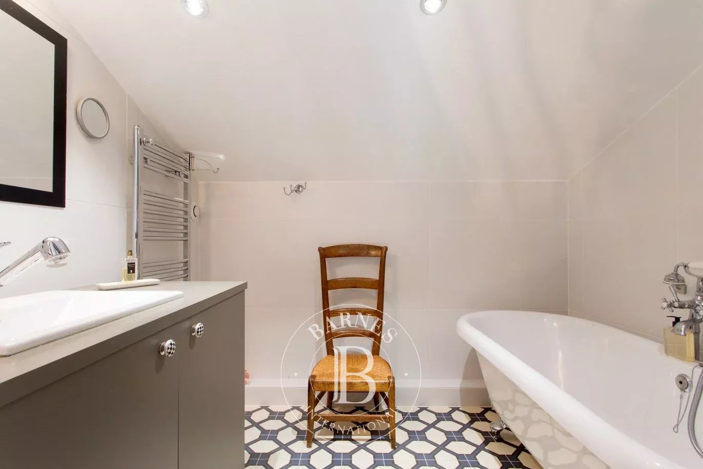 Arbonne  - Maison 7 Pièces 6 Chambres - picture 11