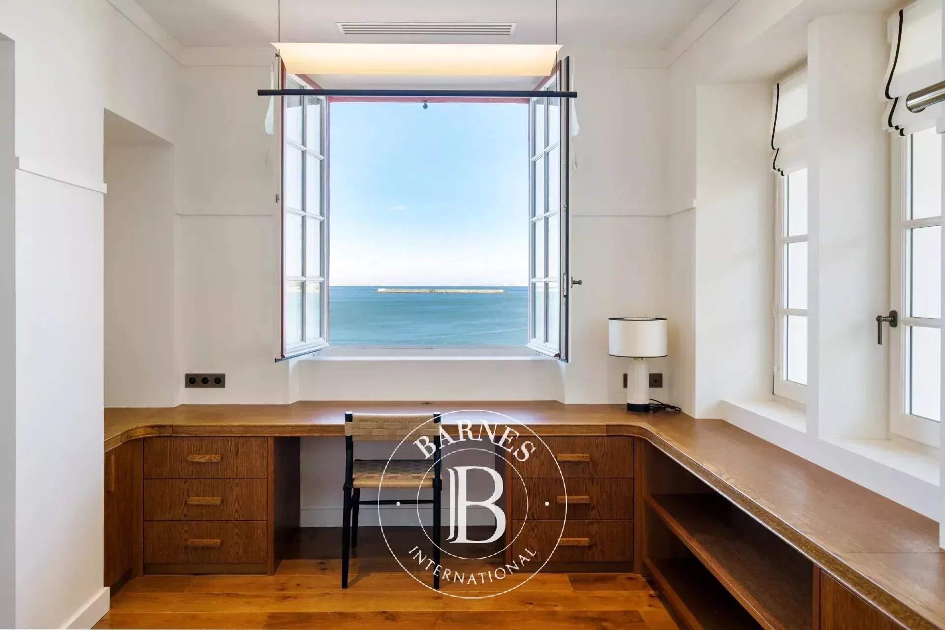 Saint-Jean-de-Luz  - Maison 18 Pi&egrave;ces 12 Chambres - picture 12