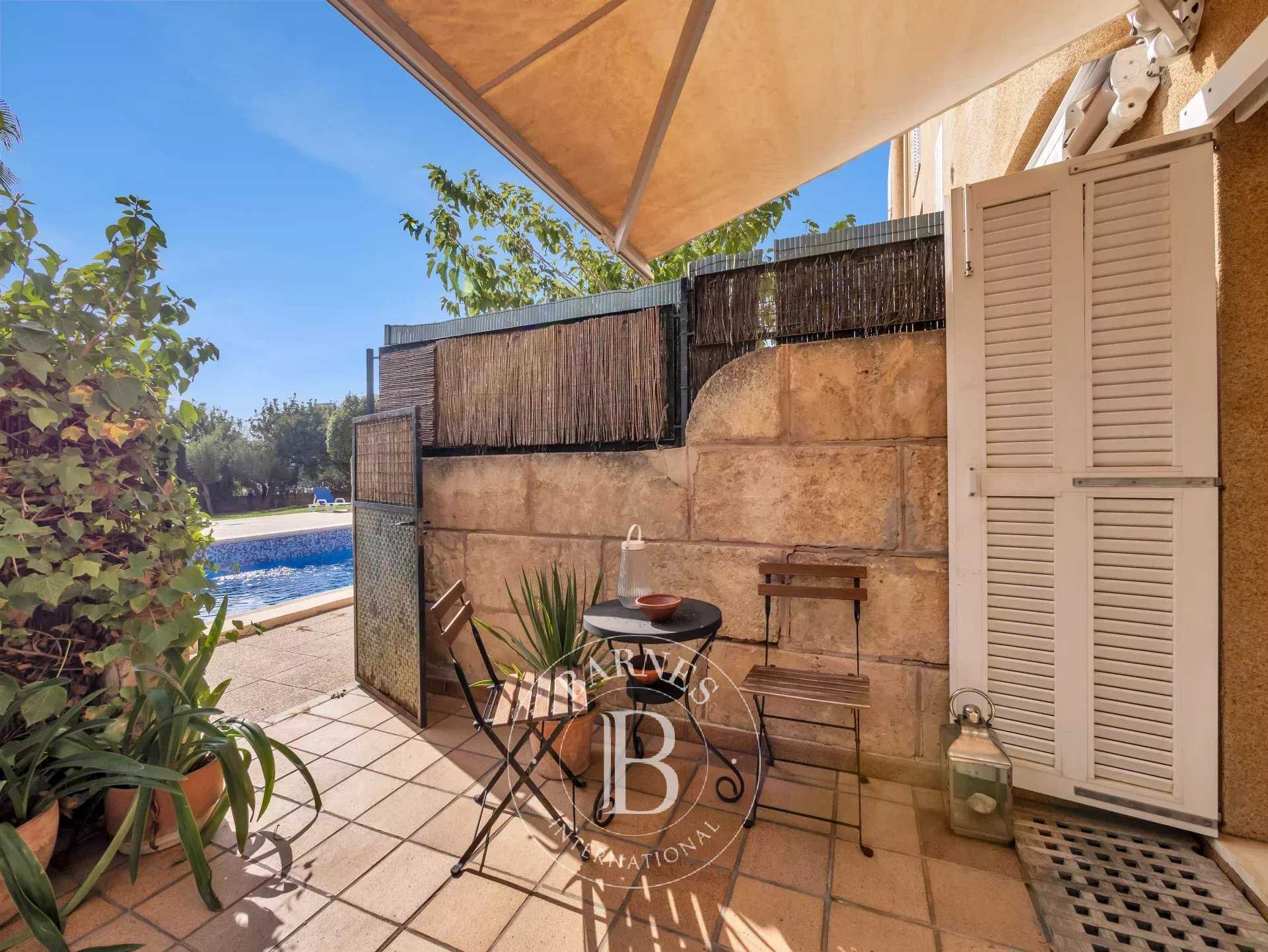 Palma de Mallorca  - Piso 8 Cuartos 4 Habitaciones