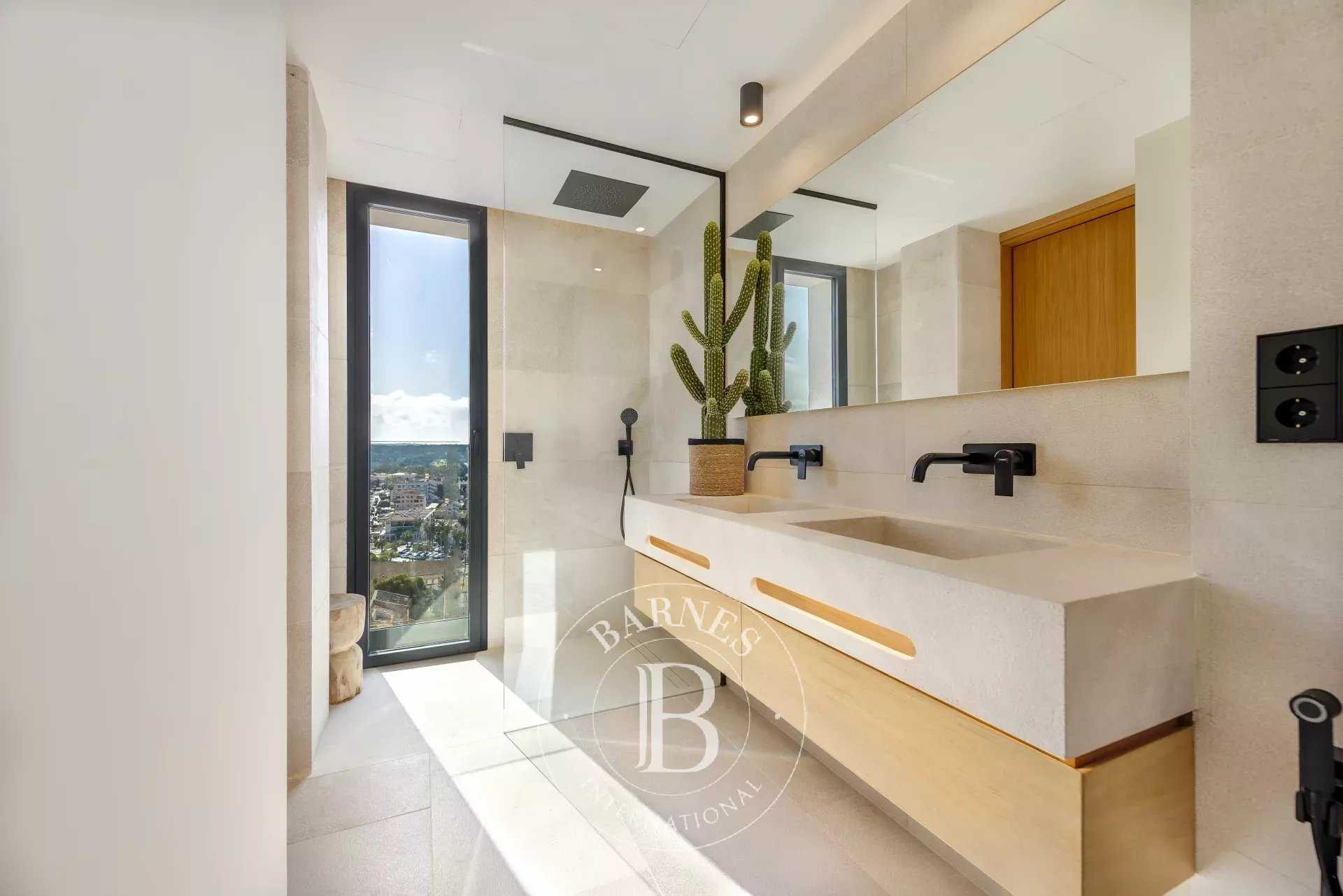 Santa Ponsa  - Piso 5 Cuartos 4 Habitaciones