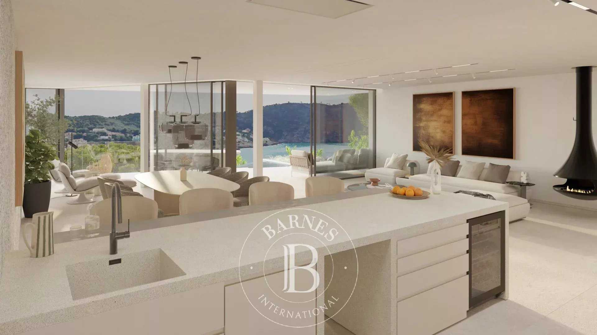 Es Camp de Mar  - Villa 4 Bedrooms