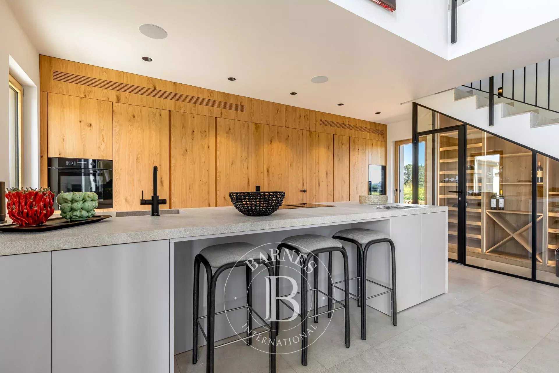 Biniagual  - Ensemble immobilier 5 Pi&egrave;ces 4 Chambres
