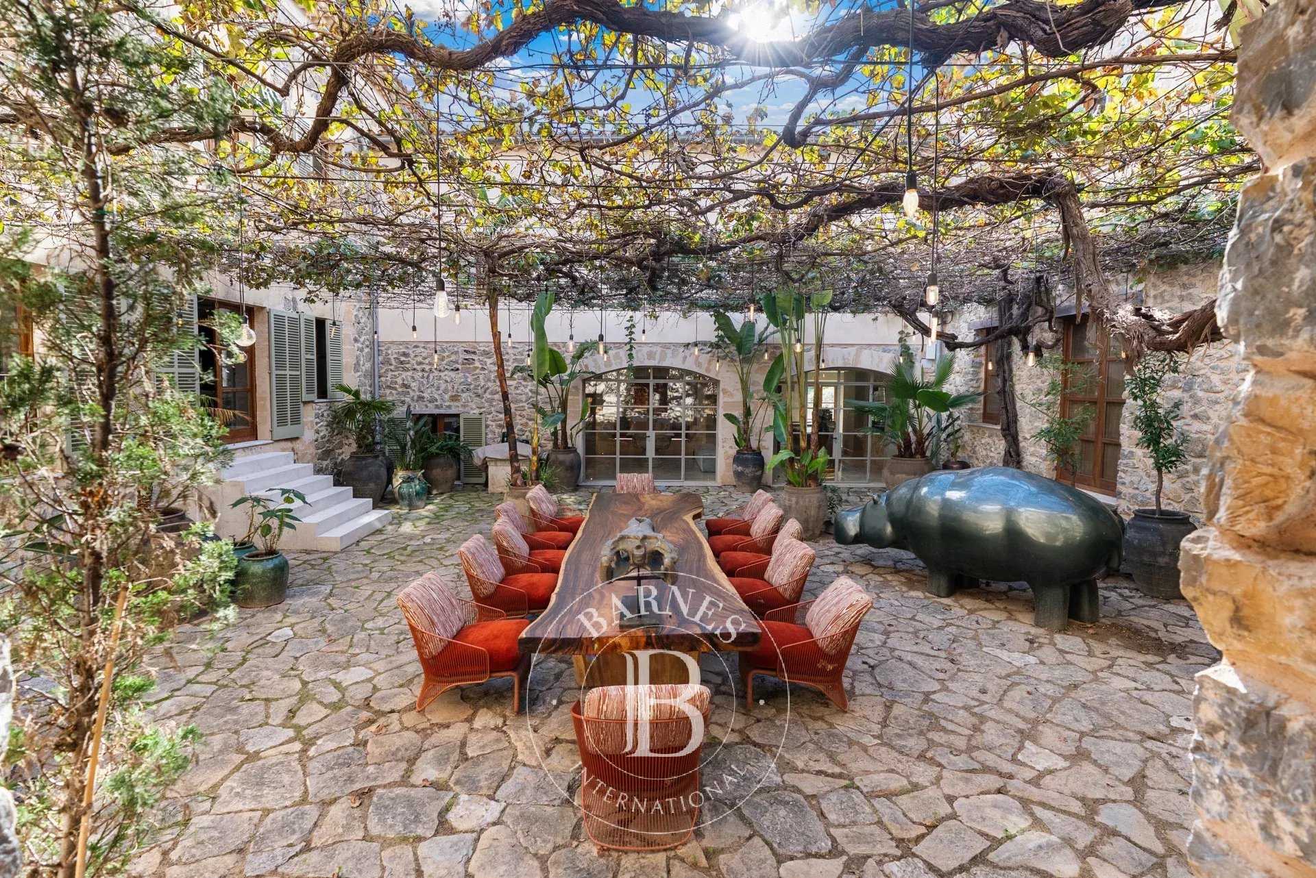 Puigpunyent  - Mansion 8 Bedrooms