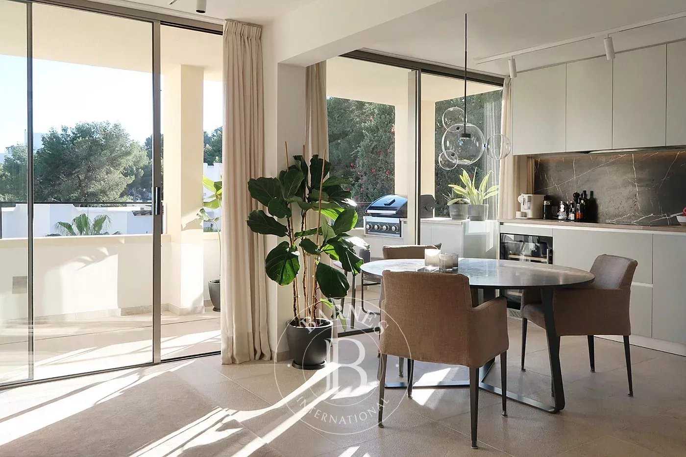 Illetes  - Piso 3 Cuartos 2 Habitaciones