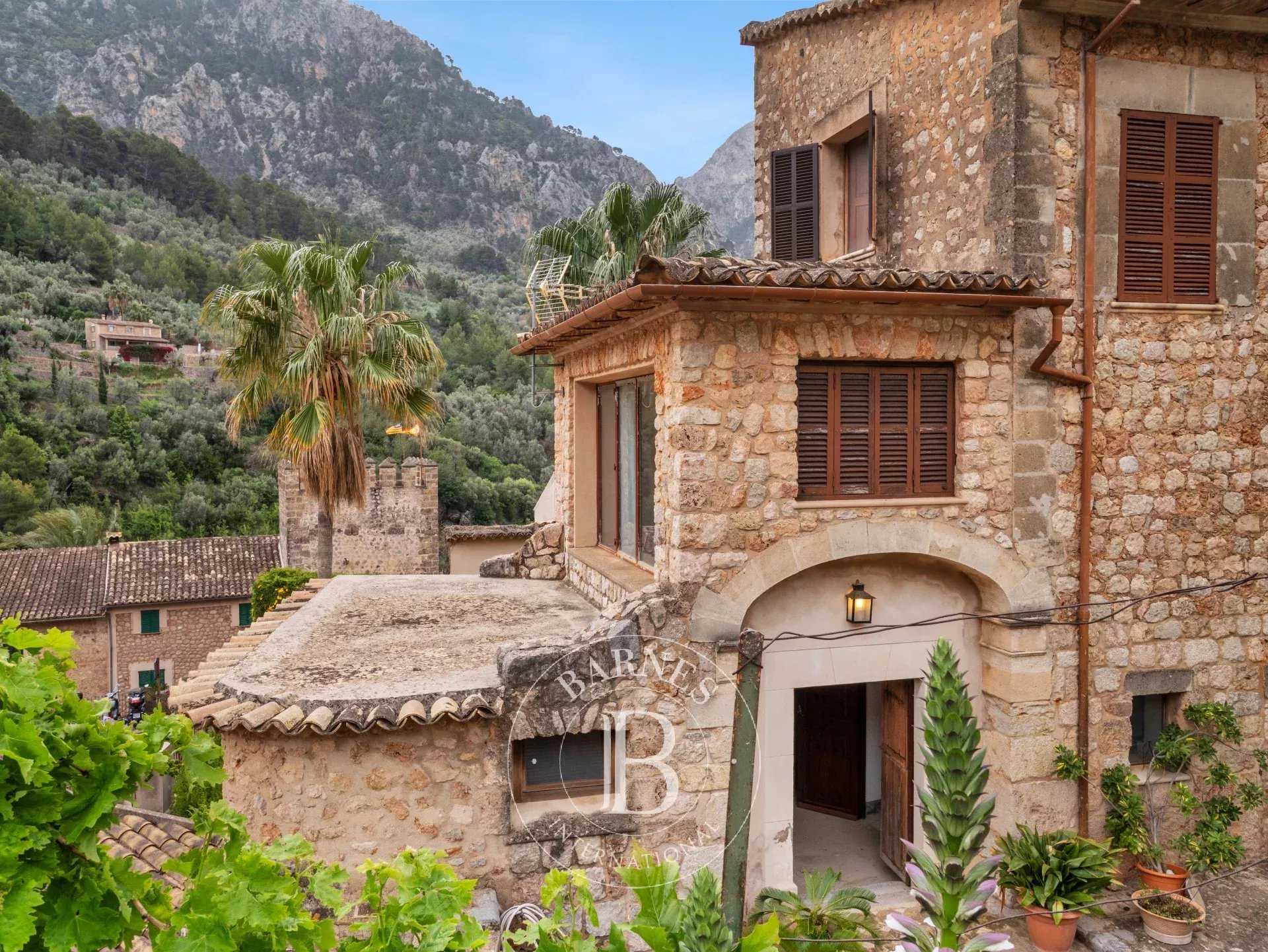 Villa Fornalutx  -  ref 85839916 (picture 2)