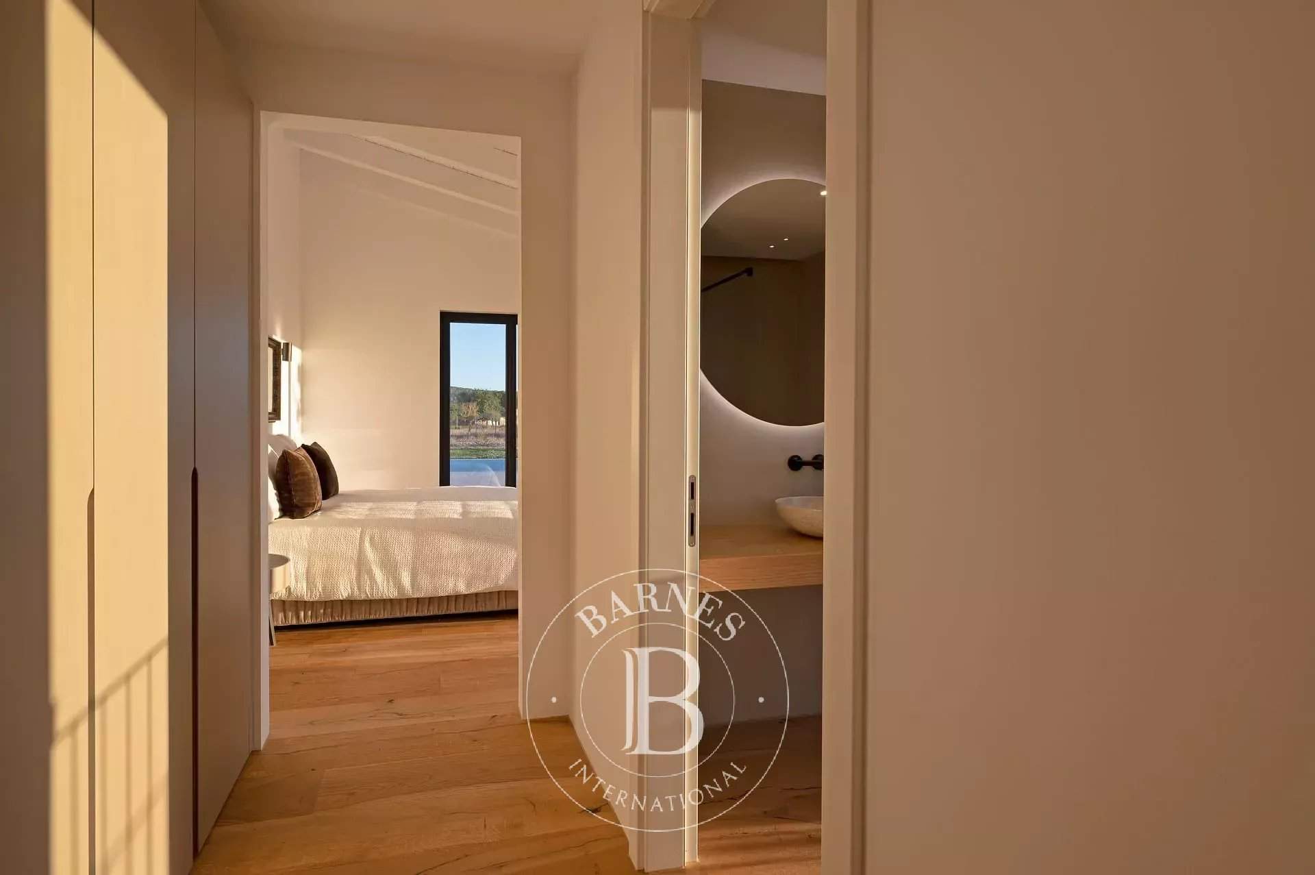 Santa María del Camí  - Villa 5 Cuartos 4 Habitaciones - picture 10