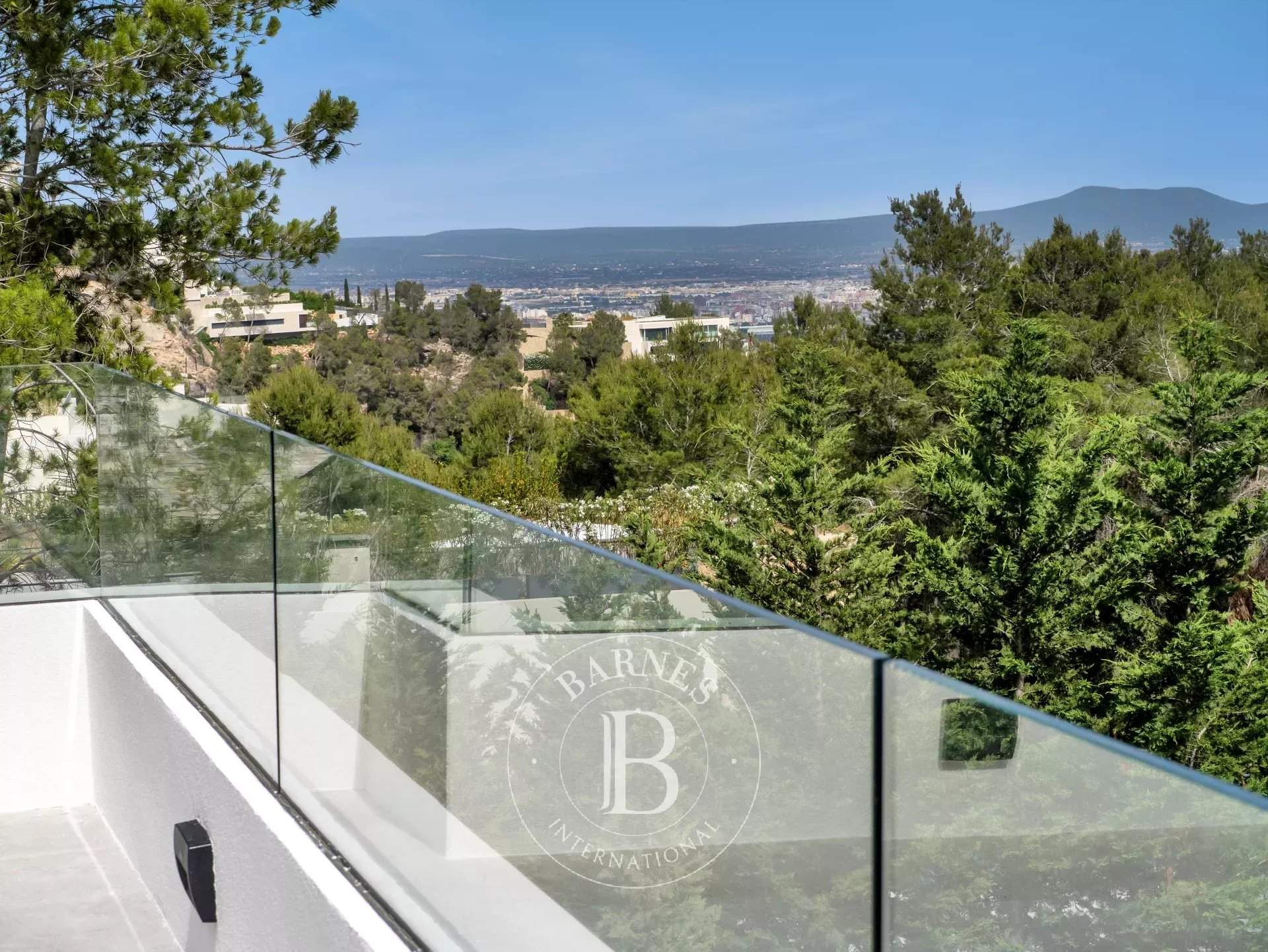 Palma de Mallorca  - Villa 5 Cuartos 4 Habitaciones - picture 17