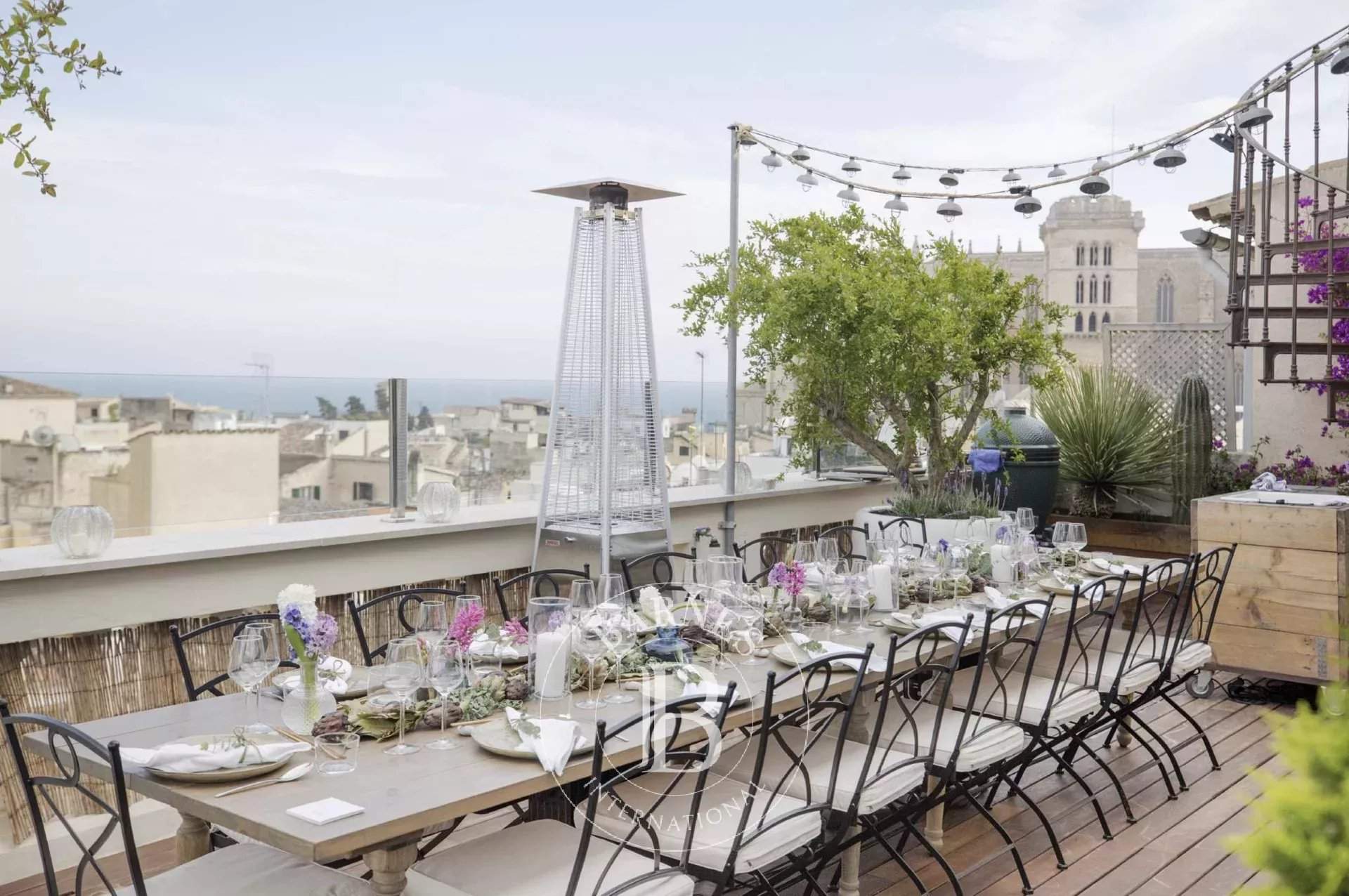 Palma de Mallorca  - Palacete 13 Cuartos 11 Habitaciones - picture 2