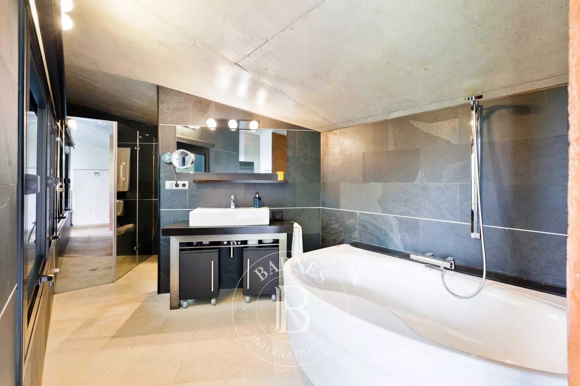 San Sebastian  - Townhouse 4 Bedrooms