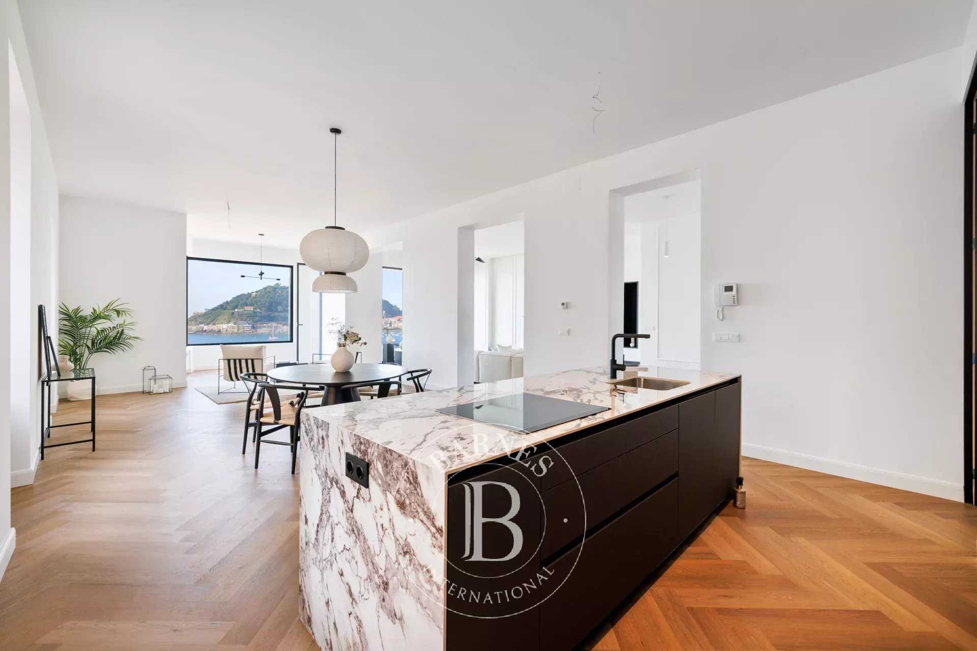 San Sebastián  - Apartment 4 Bedrooms