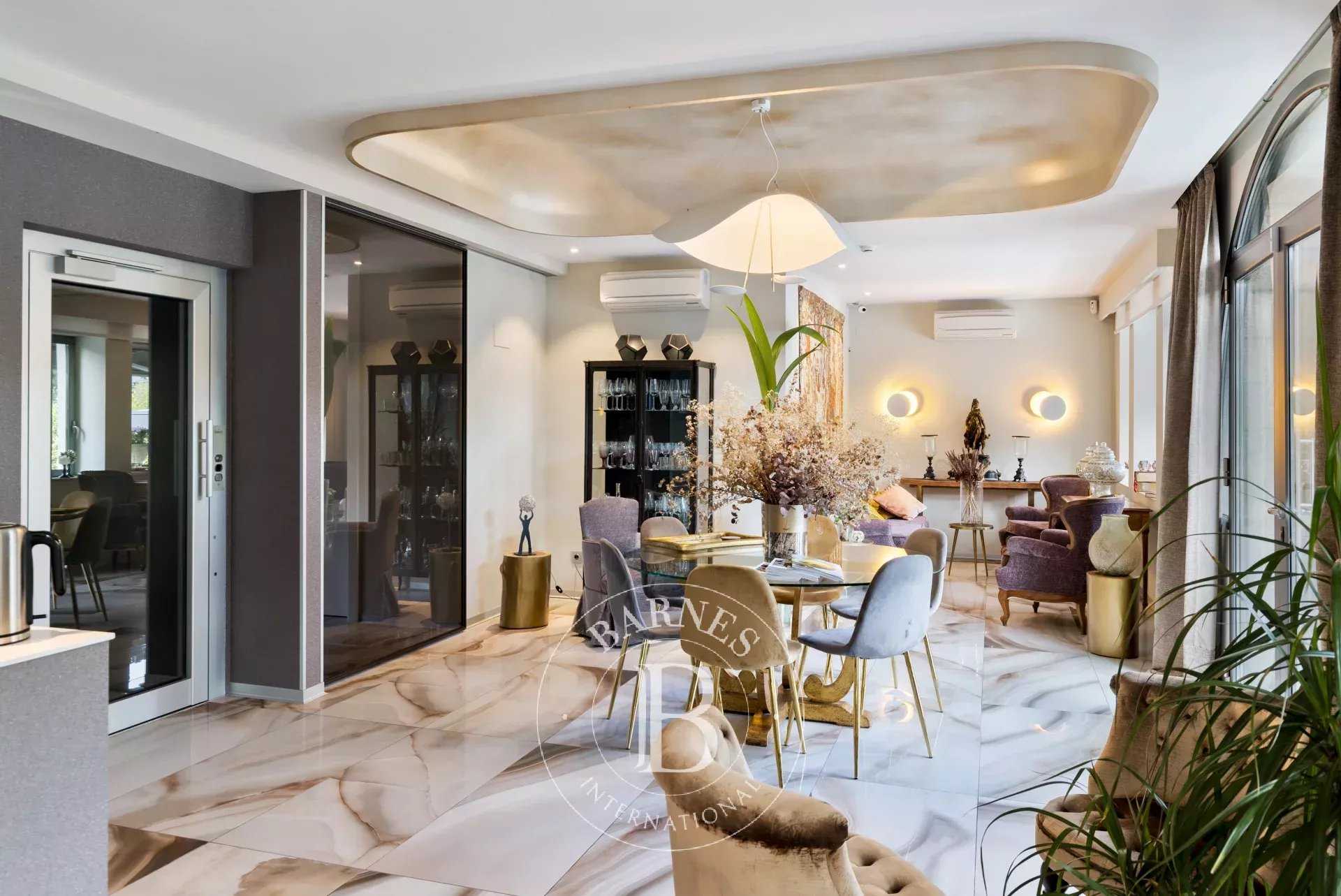 San Sebastián  - Villa 6 Bedrooms