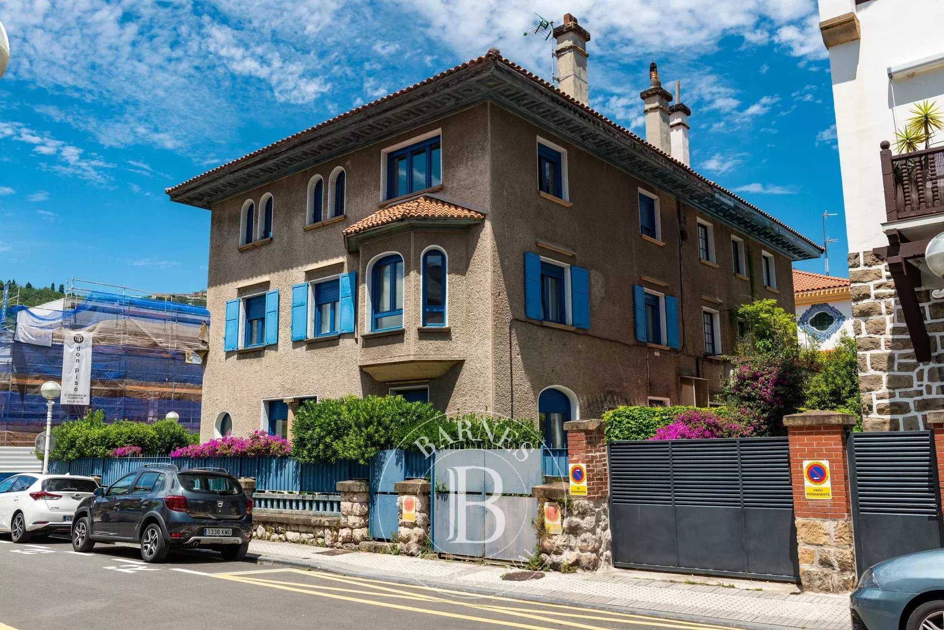 San Sebastián  - Townhouse 8 Bedrooms