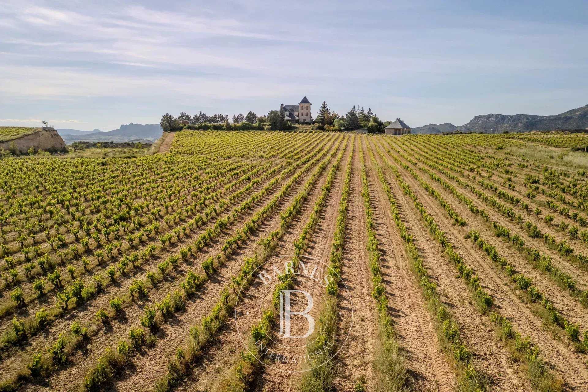 Labastida  - Property 5 Bedrooms