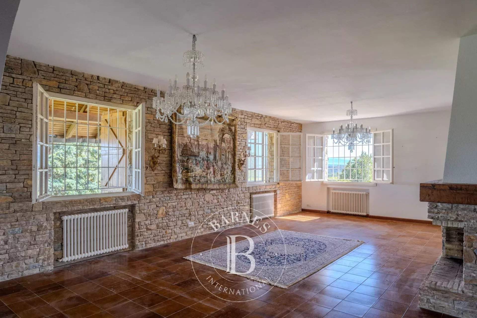 Labastida  - Property 5 Bedrooms - picture 5