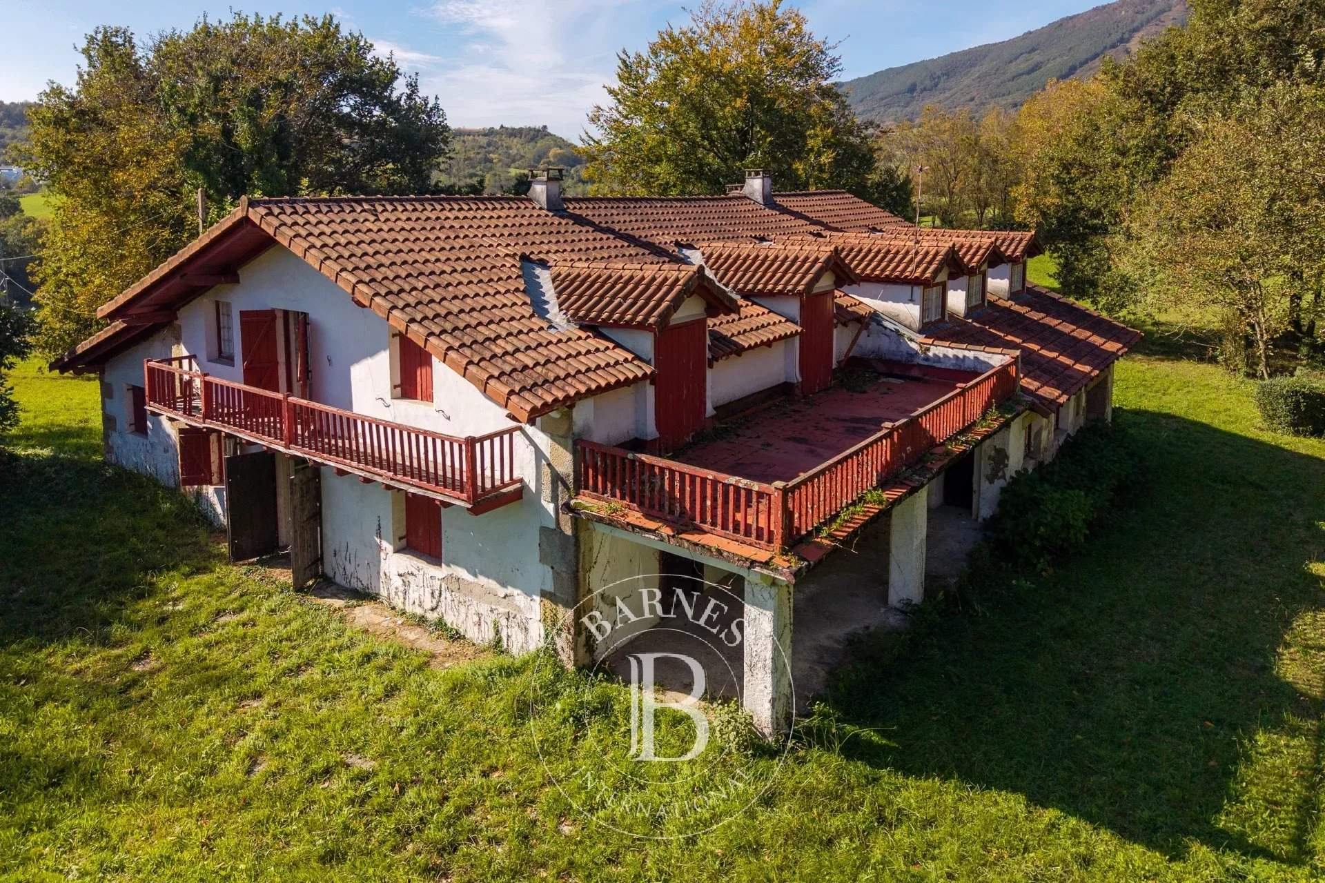 Irún  - House 8 Bedrooms - picture 8