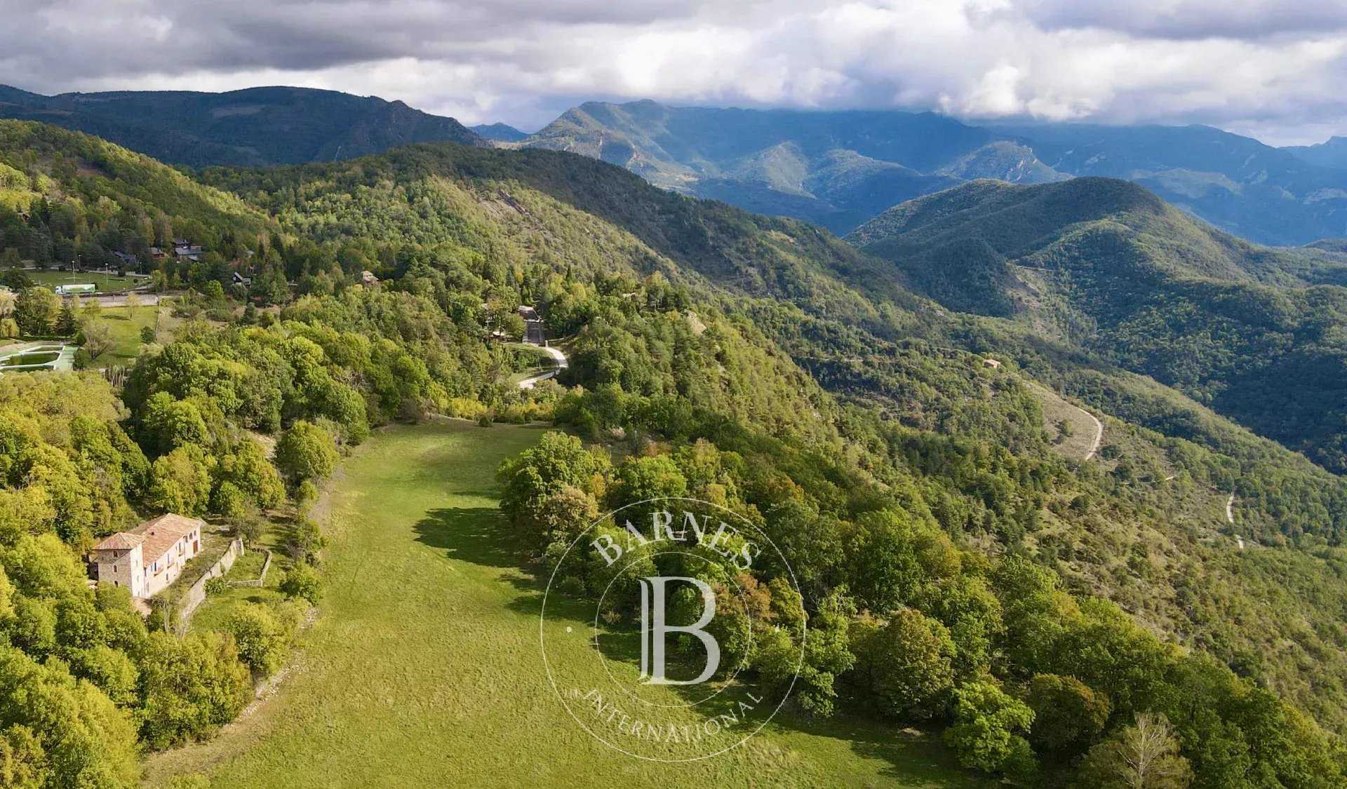 Camprodón  - Finca 5 Cuartos 5 Habitaciones