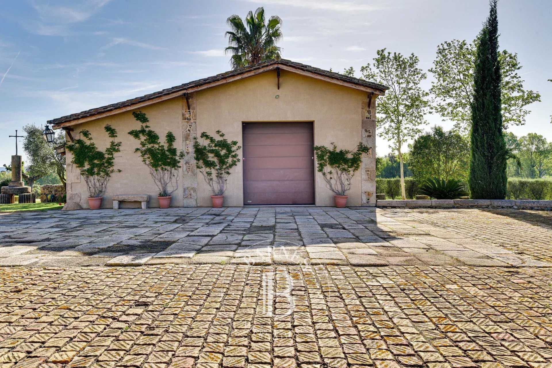 Llagostera  - Mas 22 Bedrooms