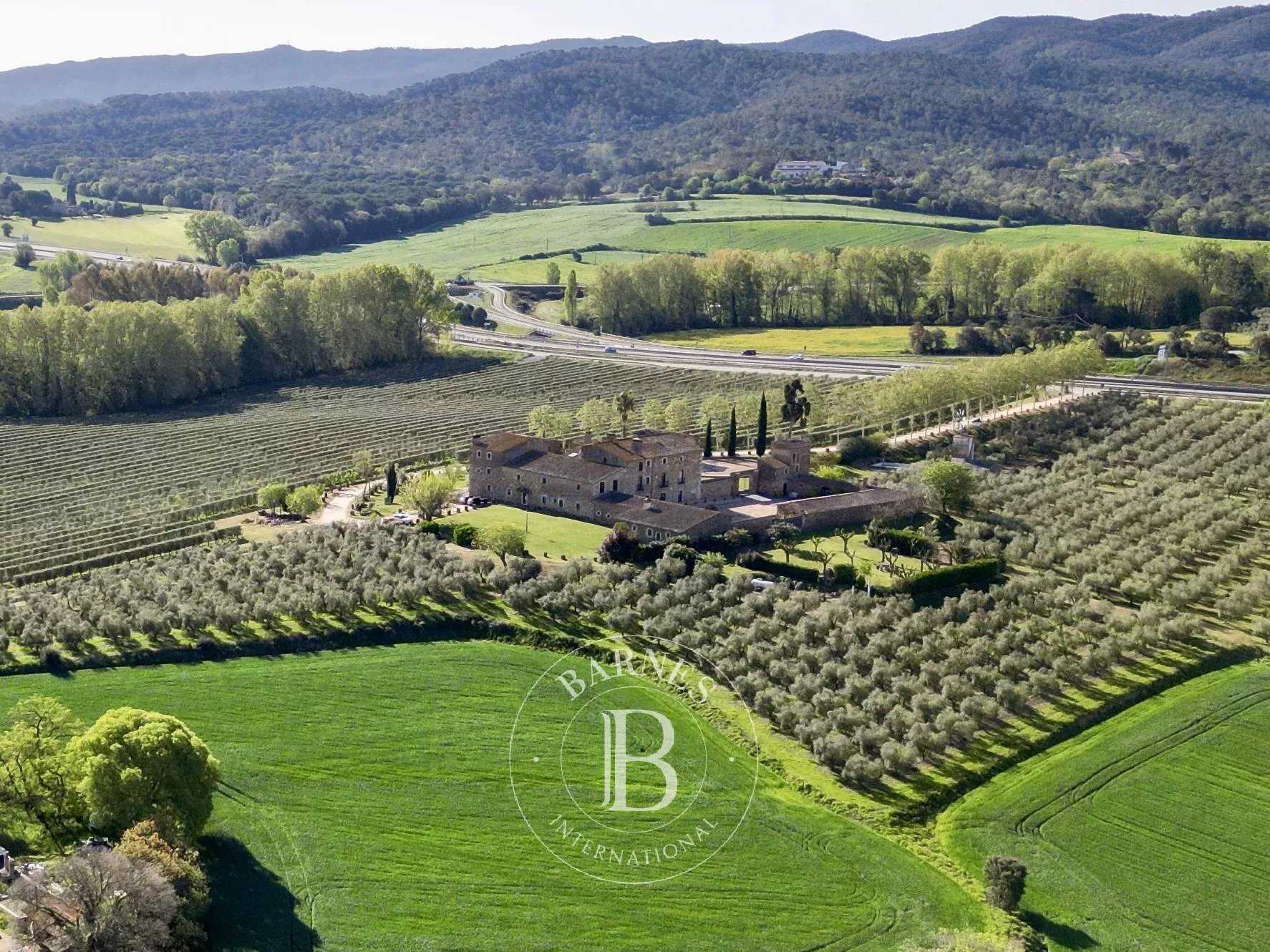 Llagostera  - Mas 22 Bedrooms