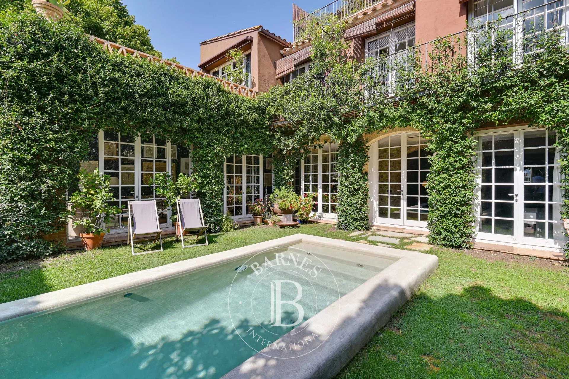 Corça  - Casa de pueblo 