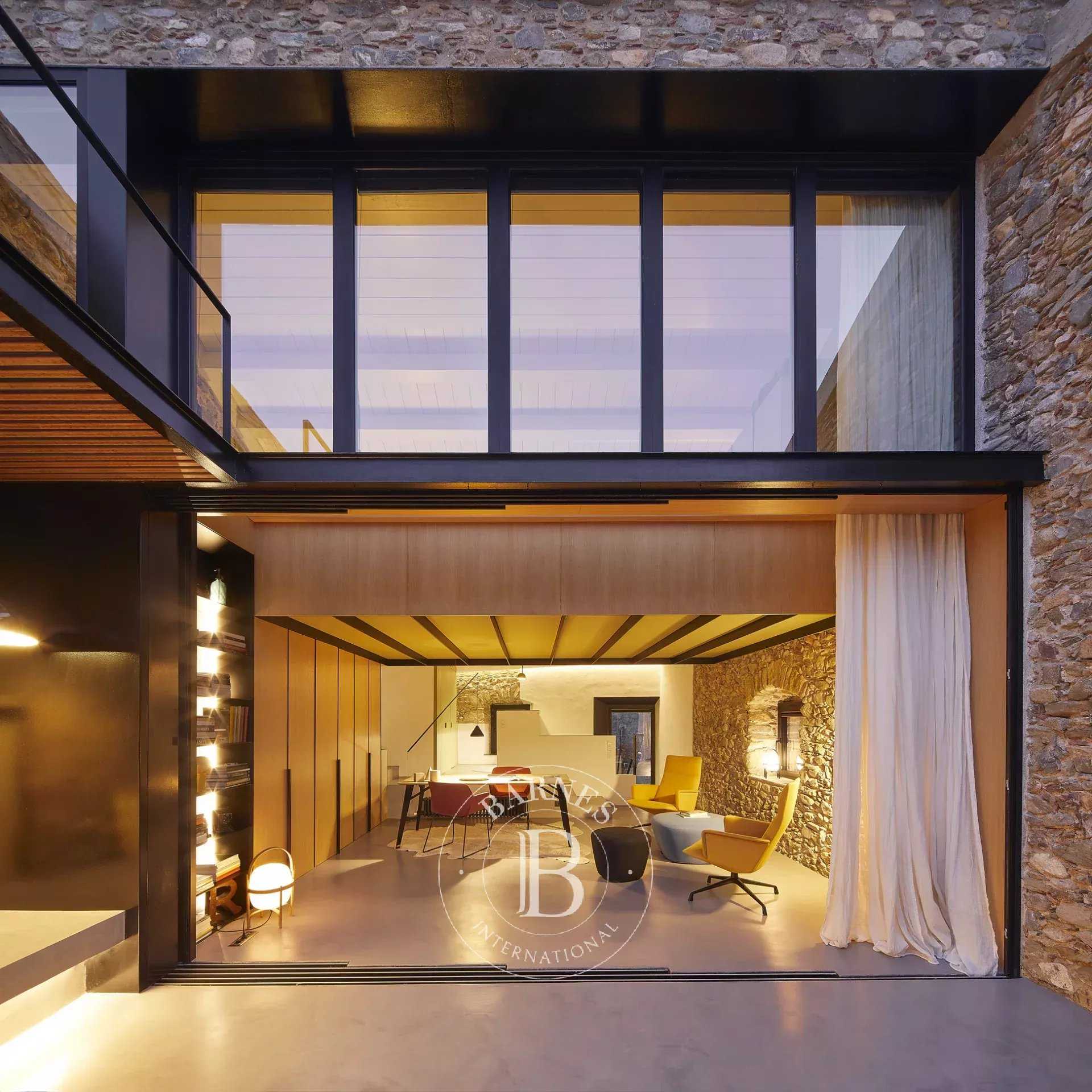 Cruilles  - Village house 3 Bedrooms