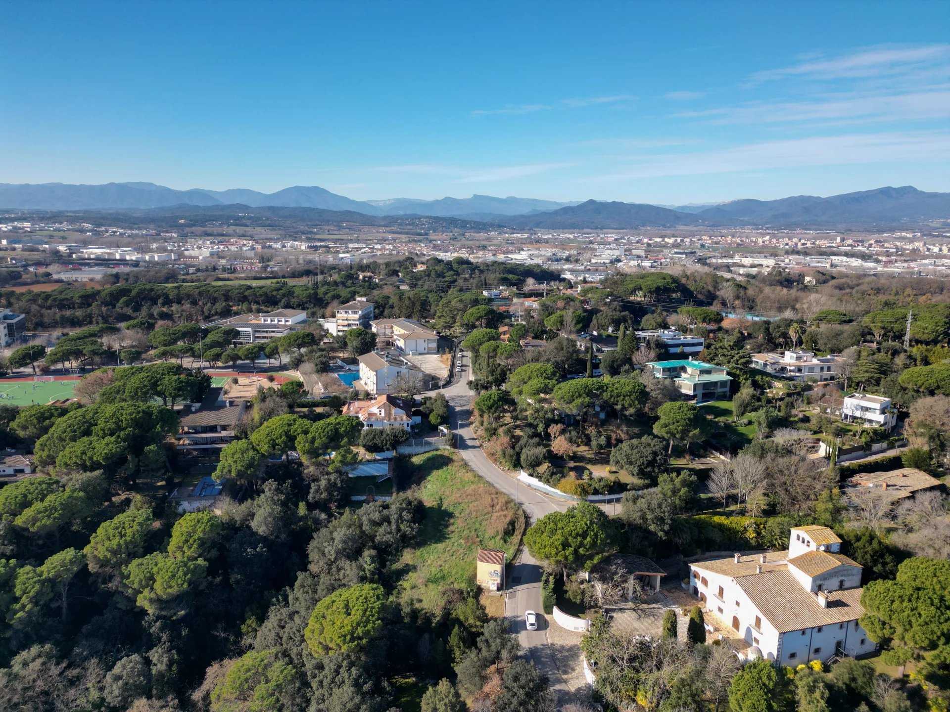 Girona  - Terrain constructible 