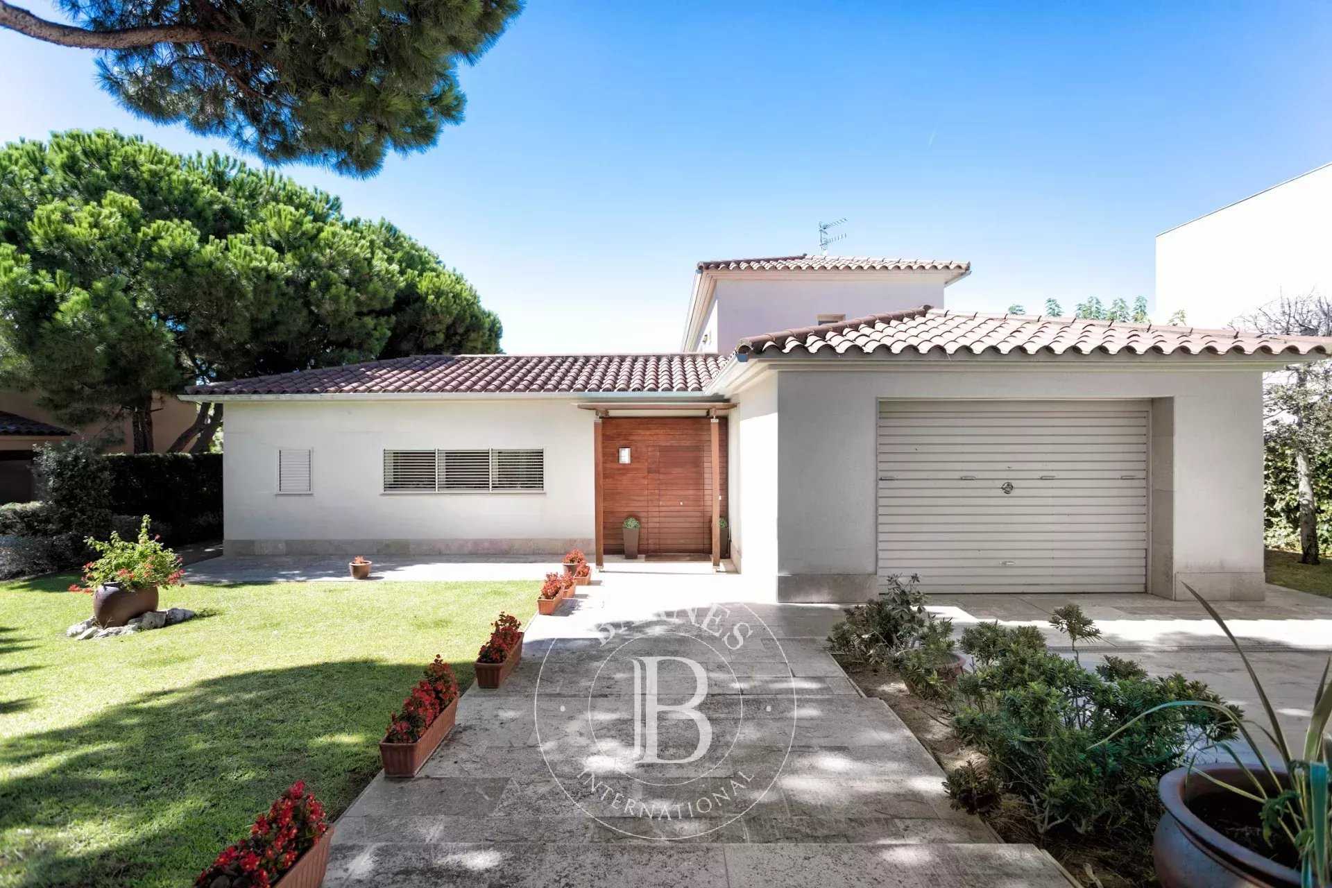 Villa S'Agaro  -  ref 86434318 (picture 2)