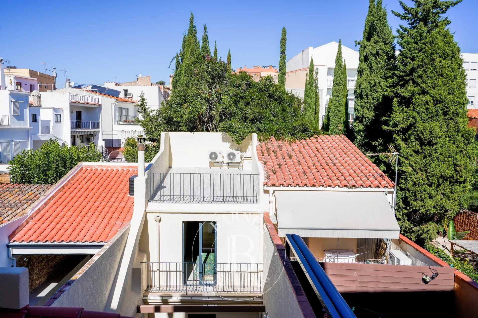 Hôtel Sant Feliu de Guíxols  -  ref 86853407 (picture 1)