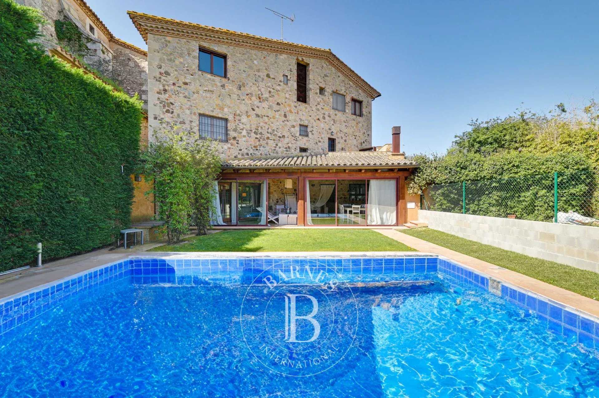 Casa de pueblo Torrent d'Emporda  -  ref 85773604 (picture 1)