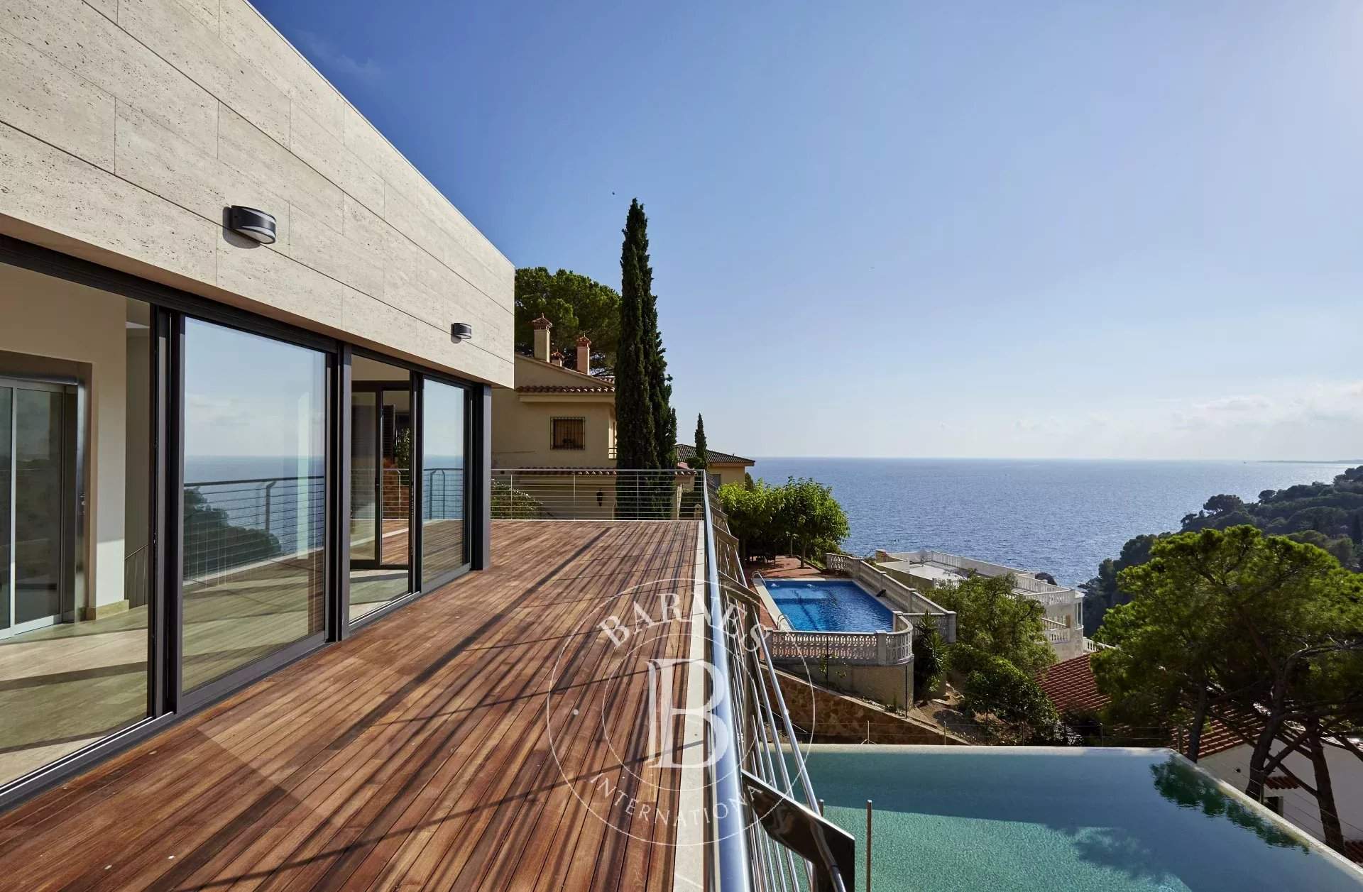 Lloret de Mar  - Villa  - picture 1