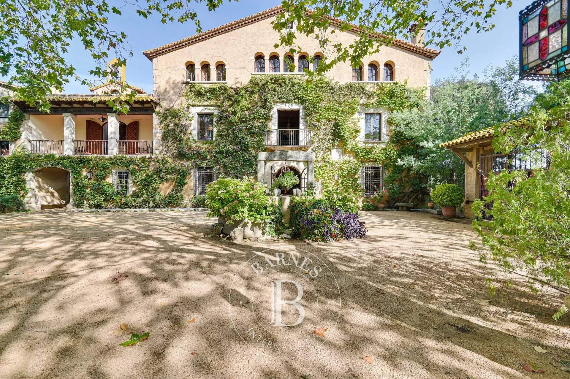 Llagostera  - Mas 12 Bedrooms - picture 1