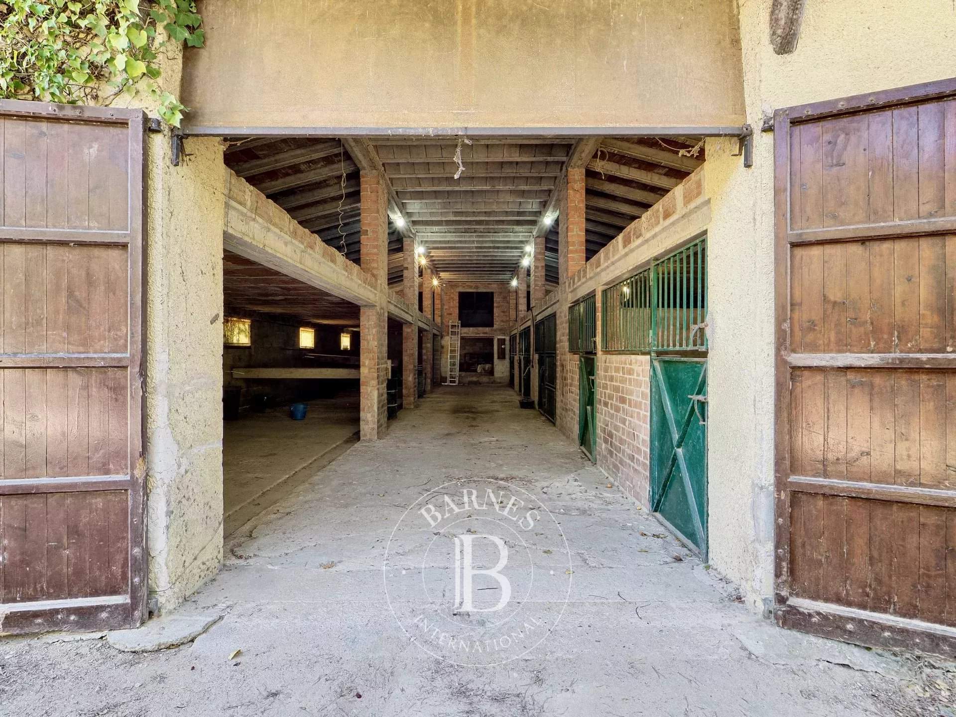 Caldes de Malavella  - Finca 10 Cuartos 10 Habitaciones - picture 9