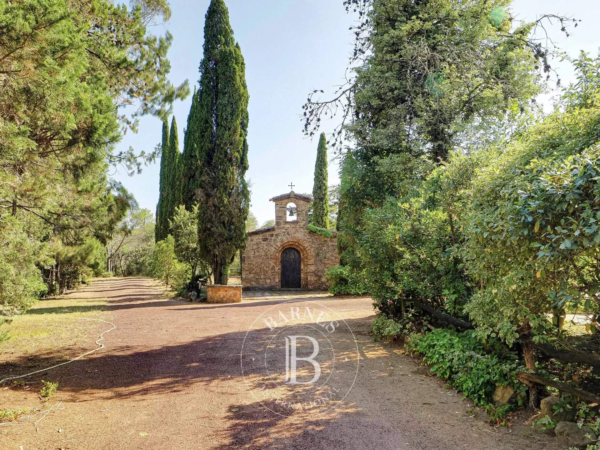 Caldes de Malavella  - Finca 10 Cuartos 10 Habitaciones - picture 14