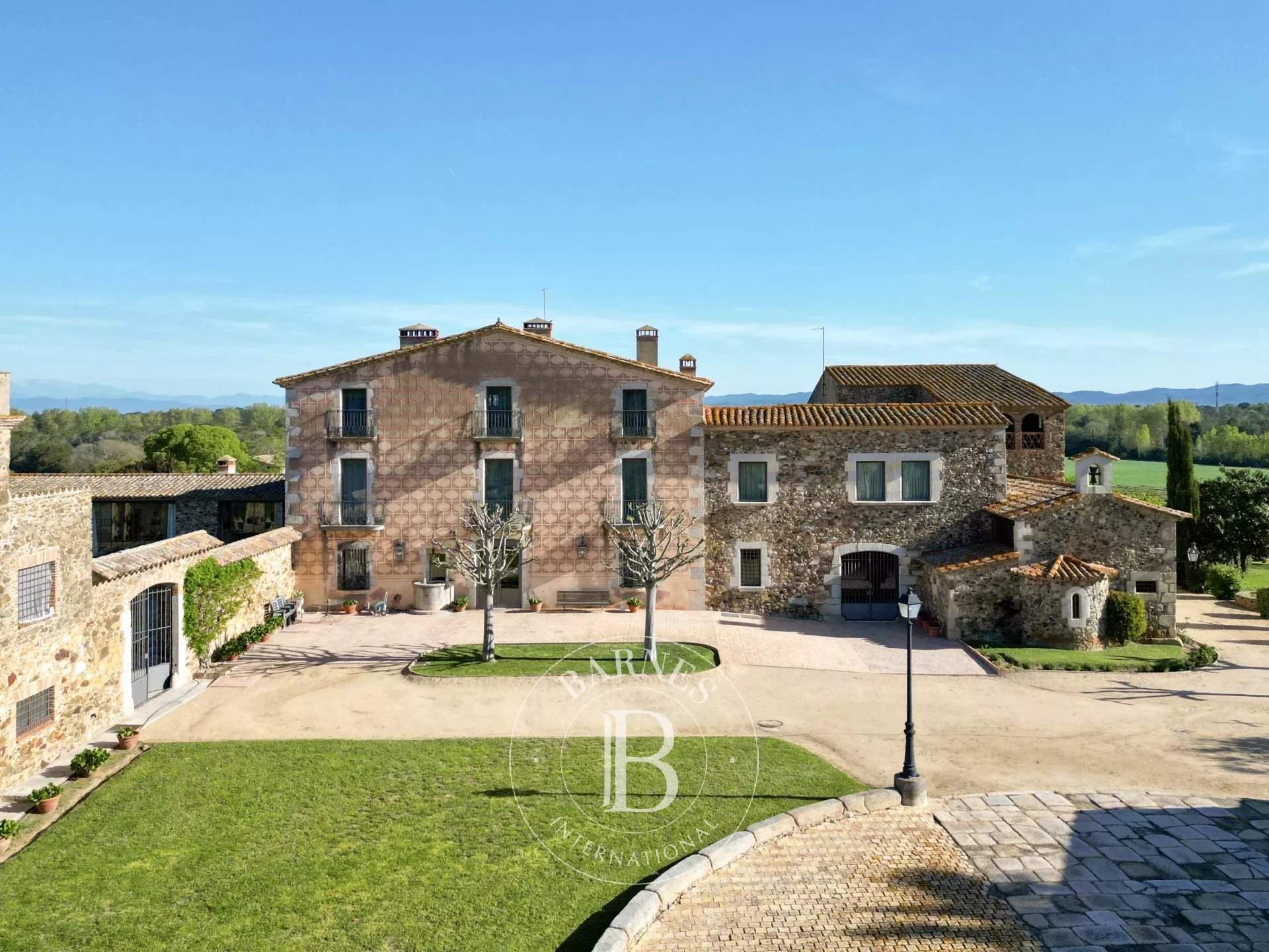 Llagostera  - Mas 22 Bedrooms - picture 1