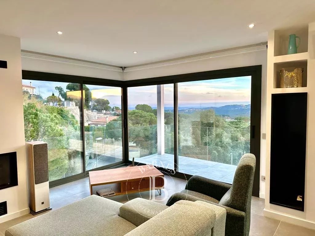 Lloret de Mar  - Villa 4 Bedrooms - picture 9