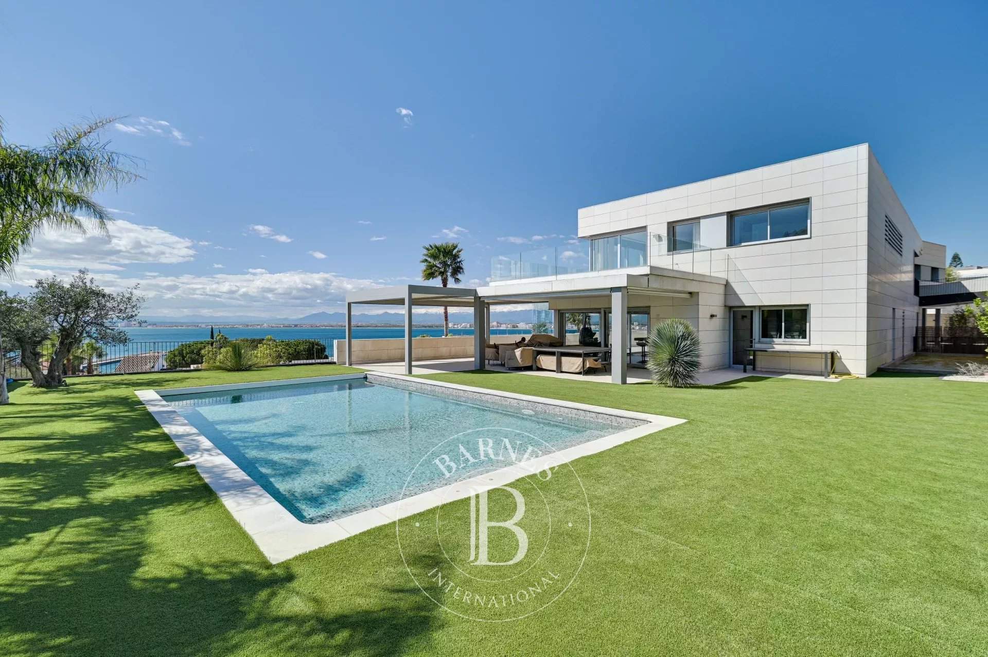 Roses  - Villa  - picture 1