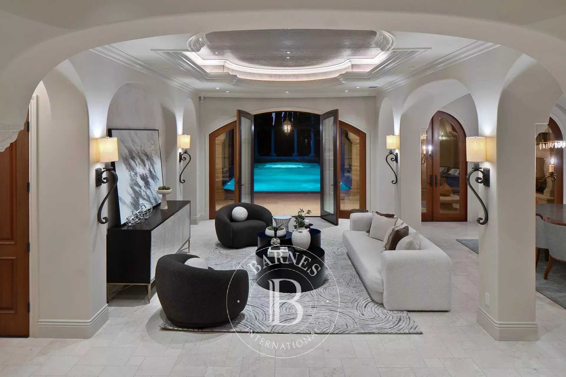 Westchester  - Villa 