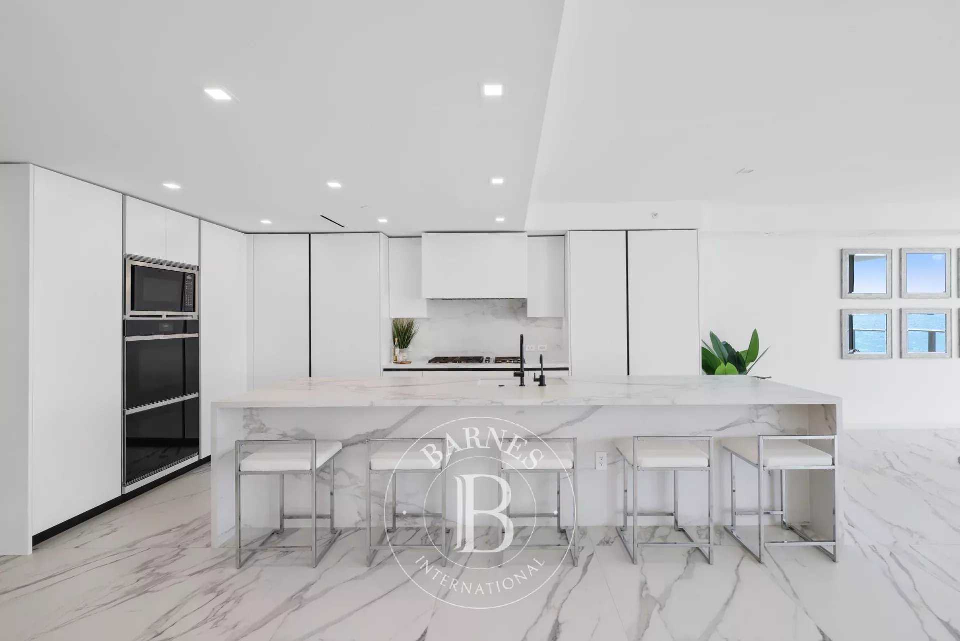 Pompano Beach  - Apartment 