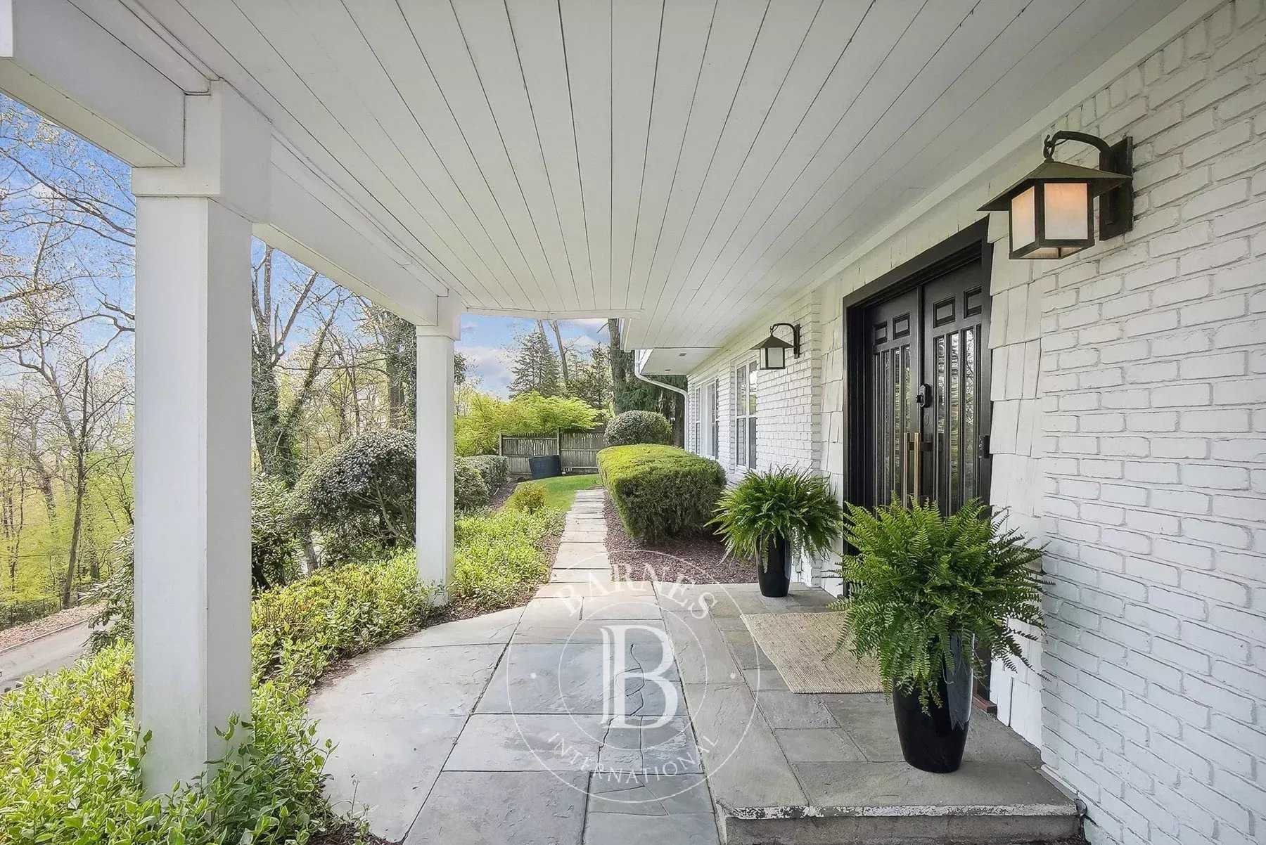 House Montclair  -  ref 85016554 (picture 2)