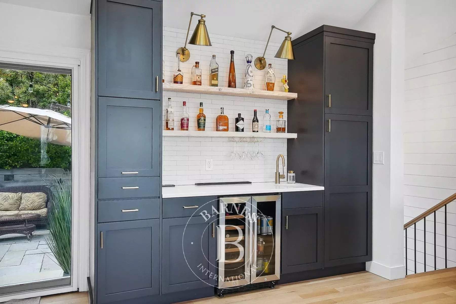 Montclair  - House  - picture 12