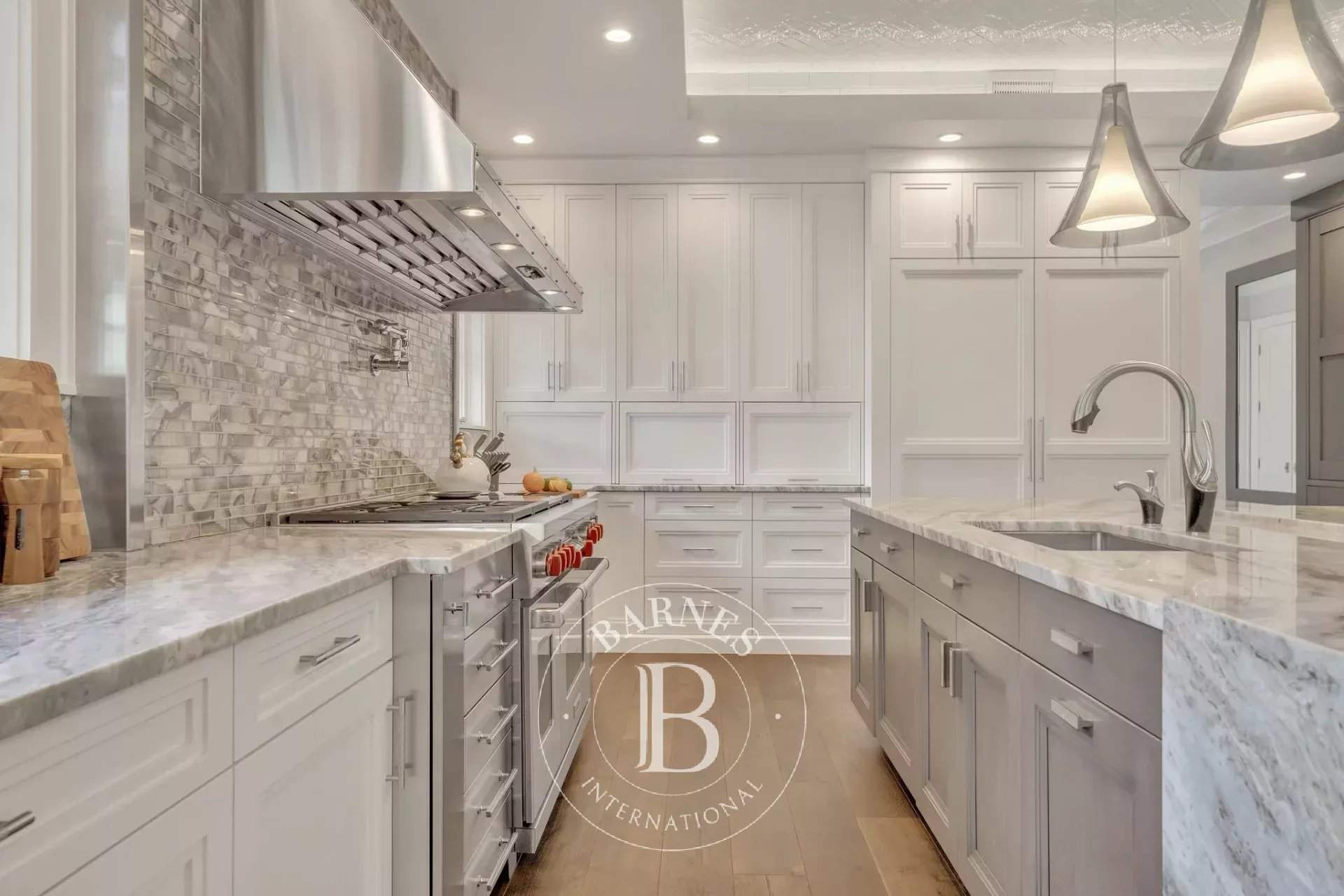 Glen Head  - House  - picture 4