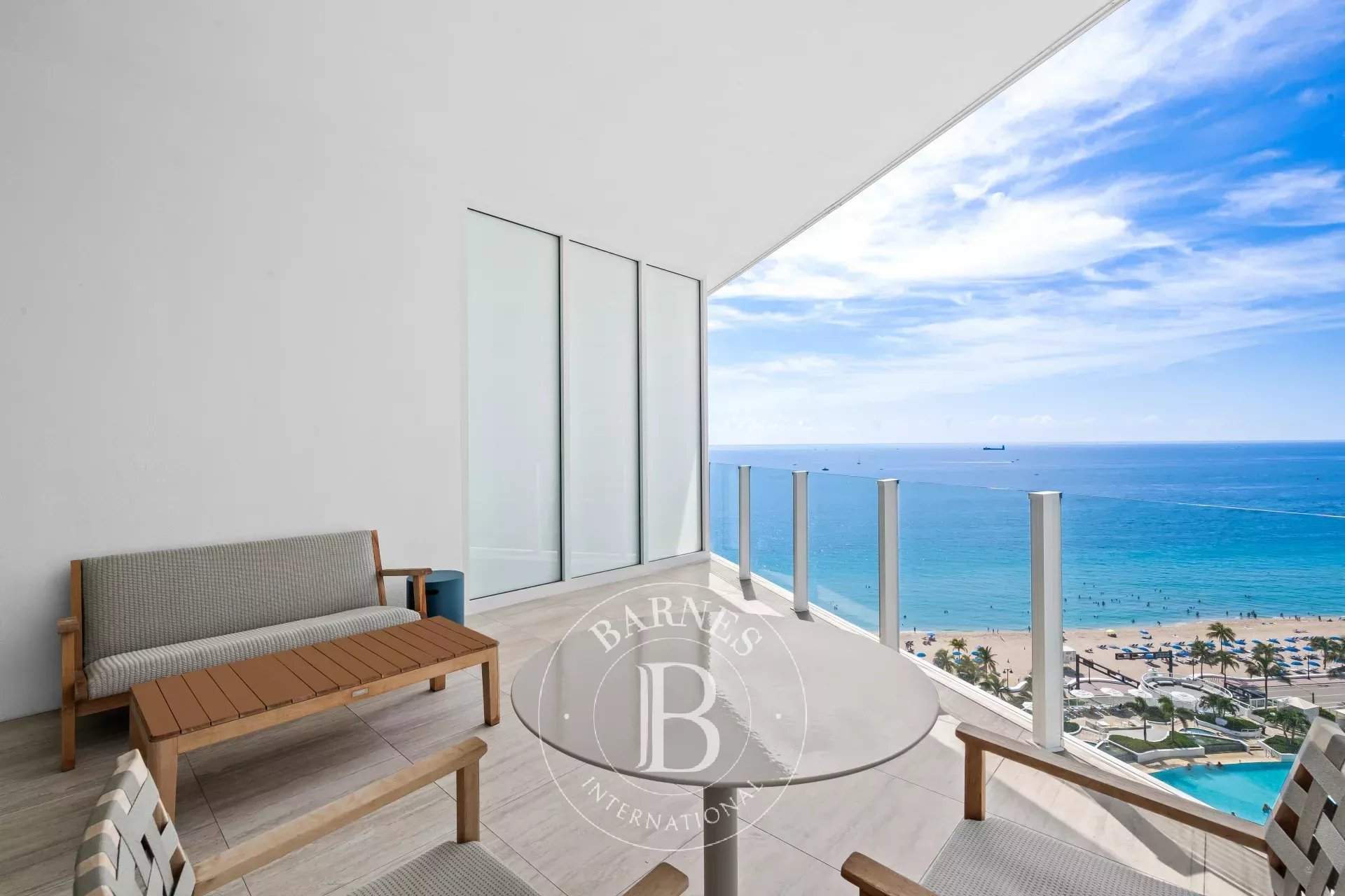 Fort Lauderdale  - Apartment  - picture 2