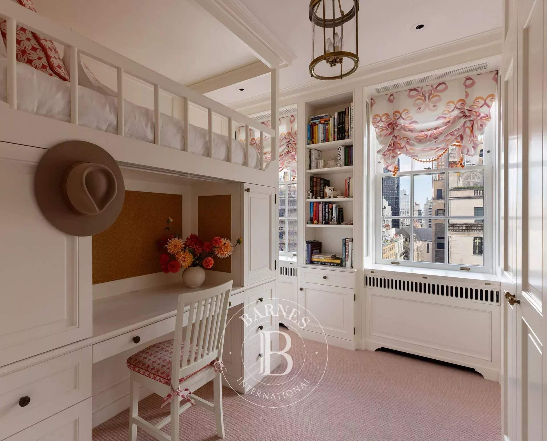 New York  - Apartment  - picture 18