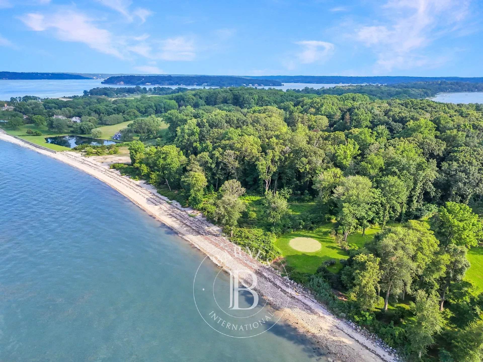 Oyster Bay  - House  - picture 2