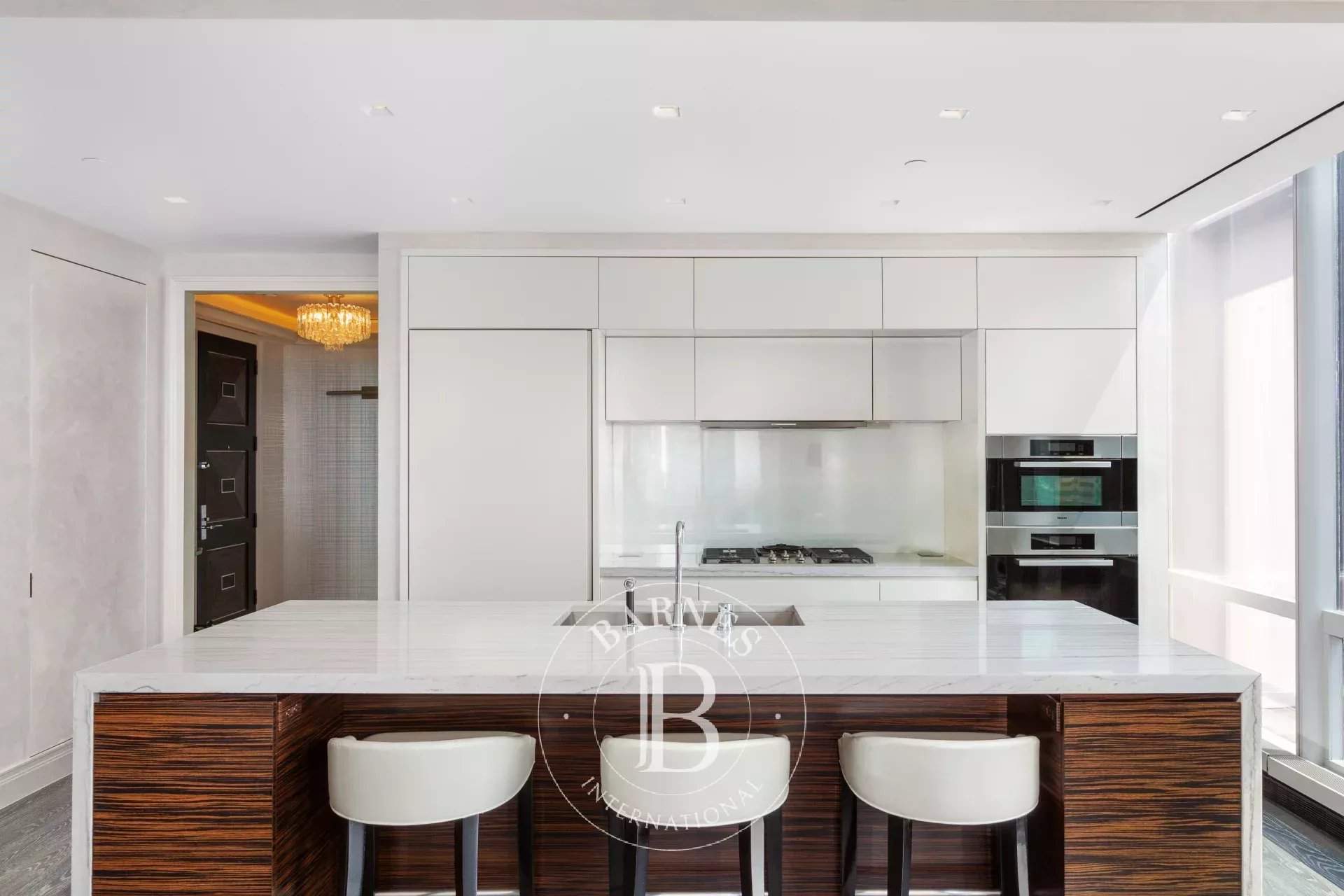 New York  - Apartment  - picture 6